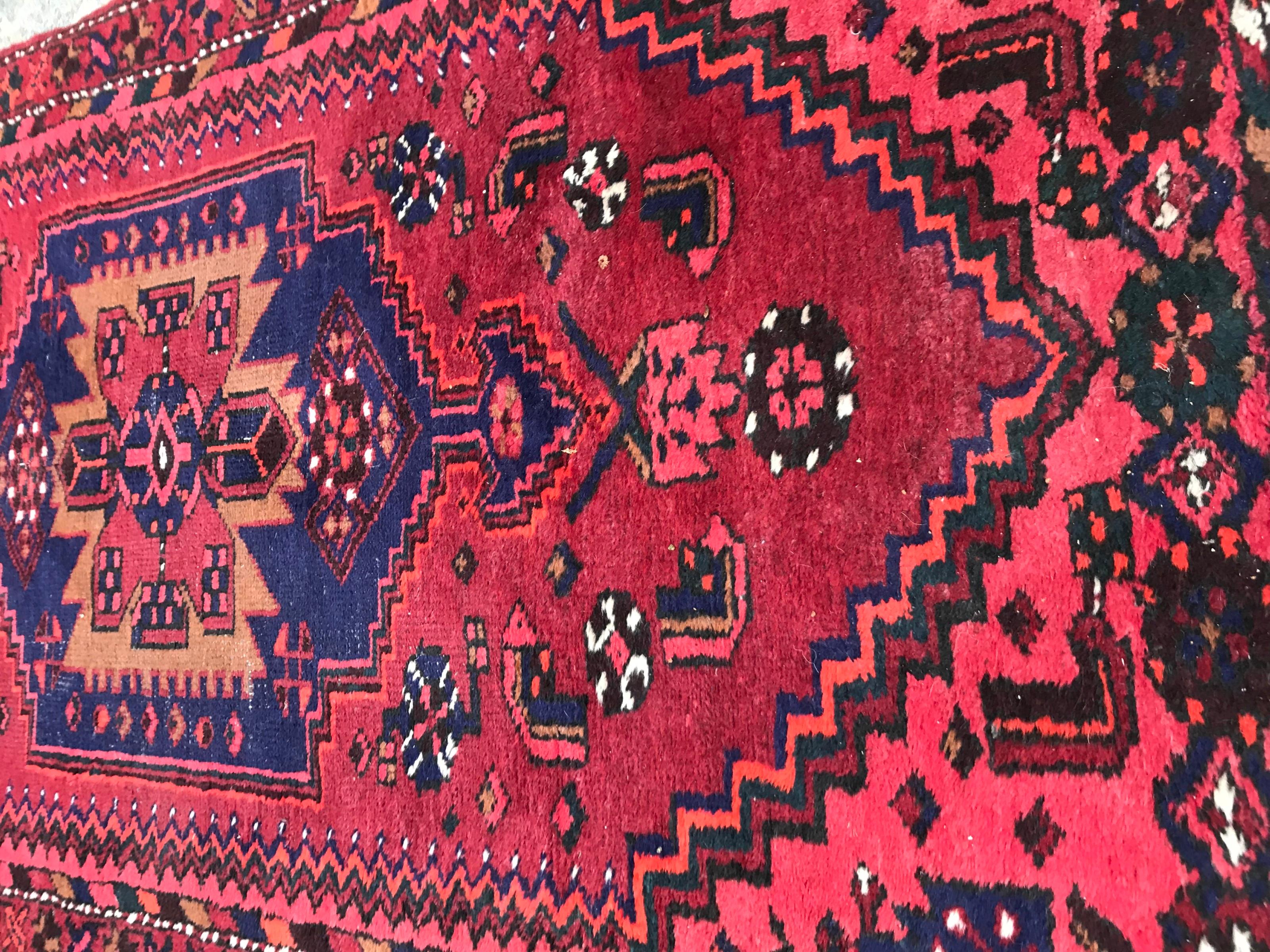Bobyrug’s Beautiful Vintage Hamadan Rug In Good Condition For Sale In Saint Ouen, FR