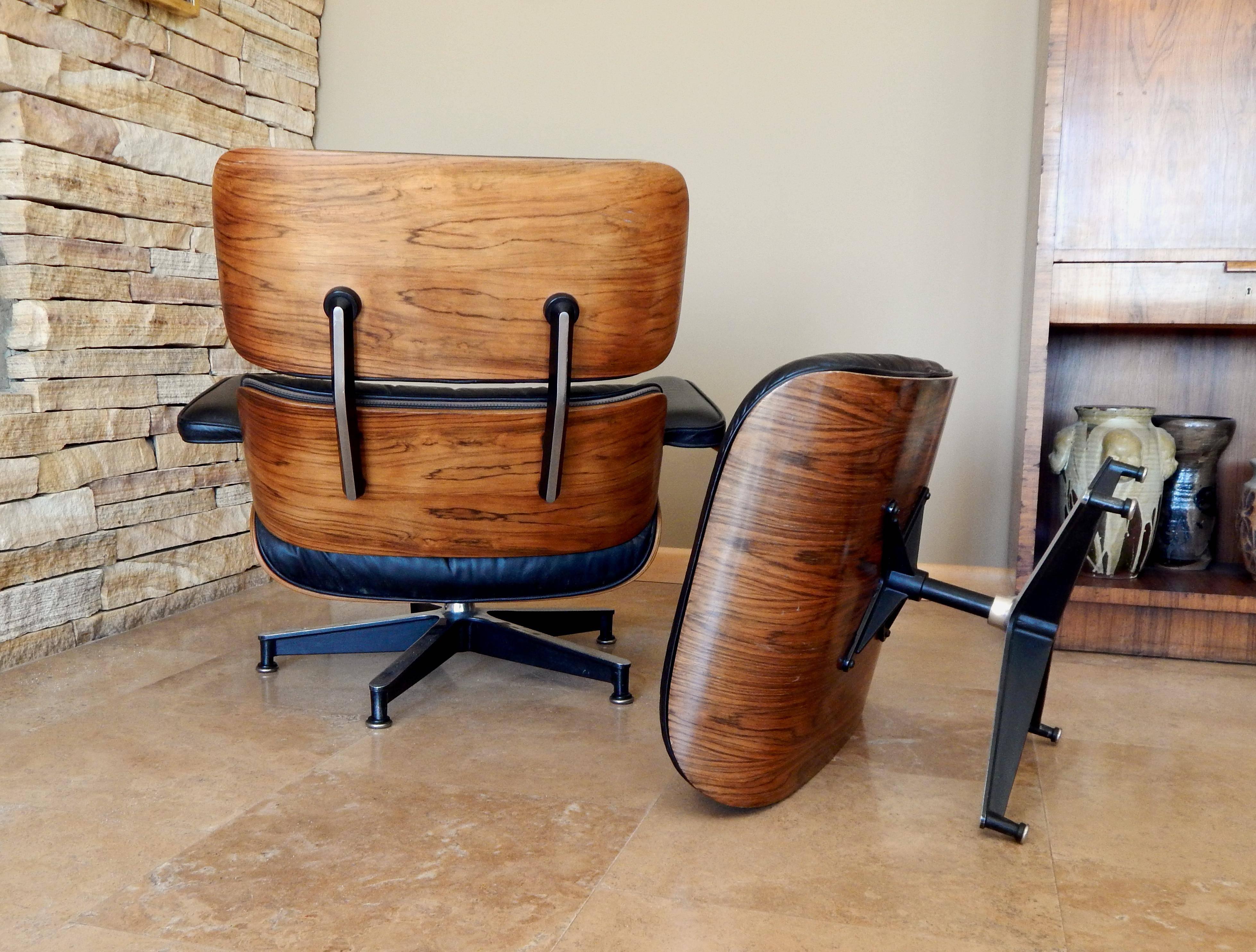 Beautiful Vintage Herman Miller Rosewood Lounge Chair & Ottoman by Charles Eames 1