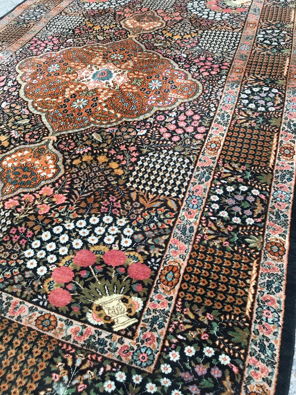 Schöner indischer Vintage-Teppich im Angebot 9