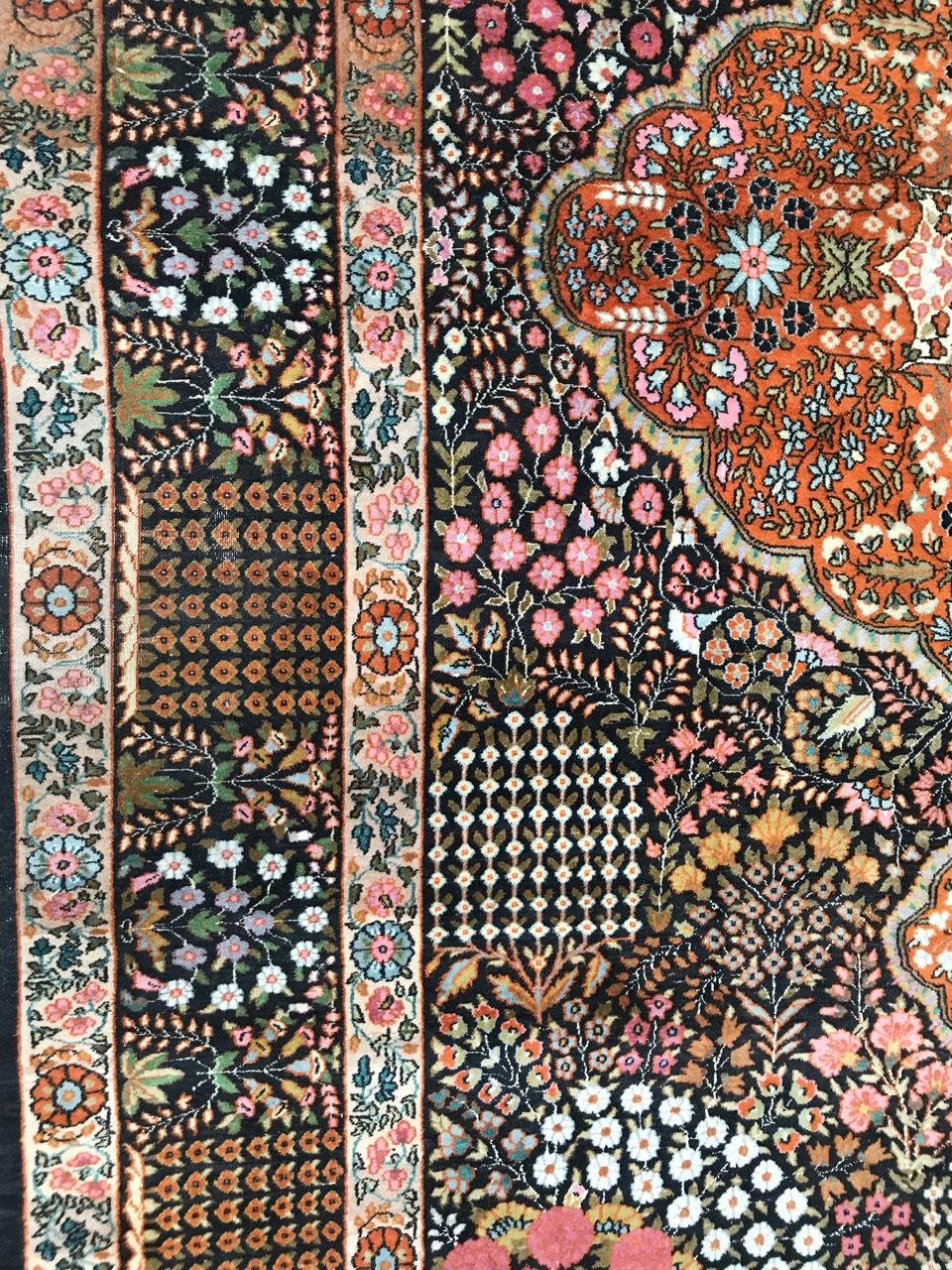 Schöner indischer Vintage-Teppich (Wolle) im Angebot