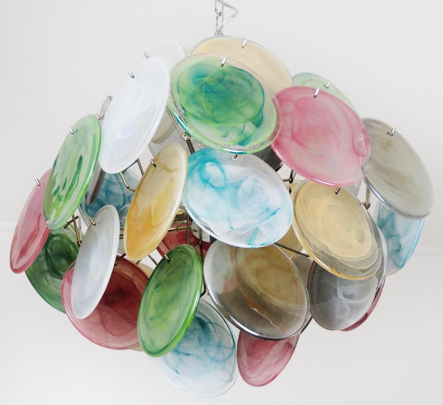 Beautiful Vintage Italian Murano chandelier For Sale 5