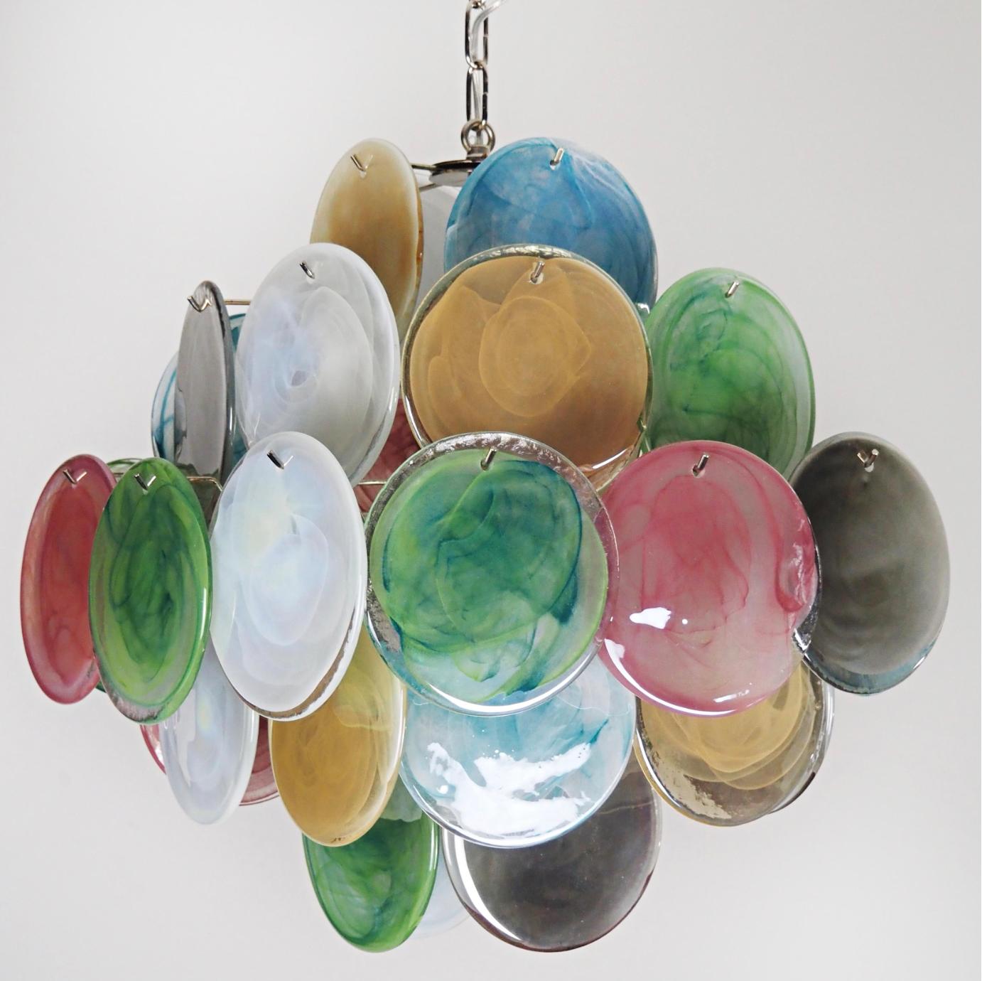 Beautiful Vintage Italian Murano chandelier For Sale 3