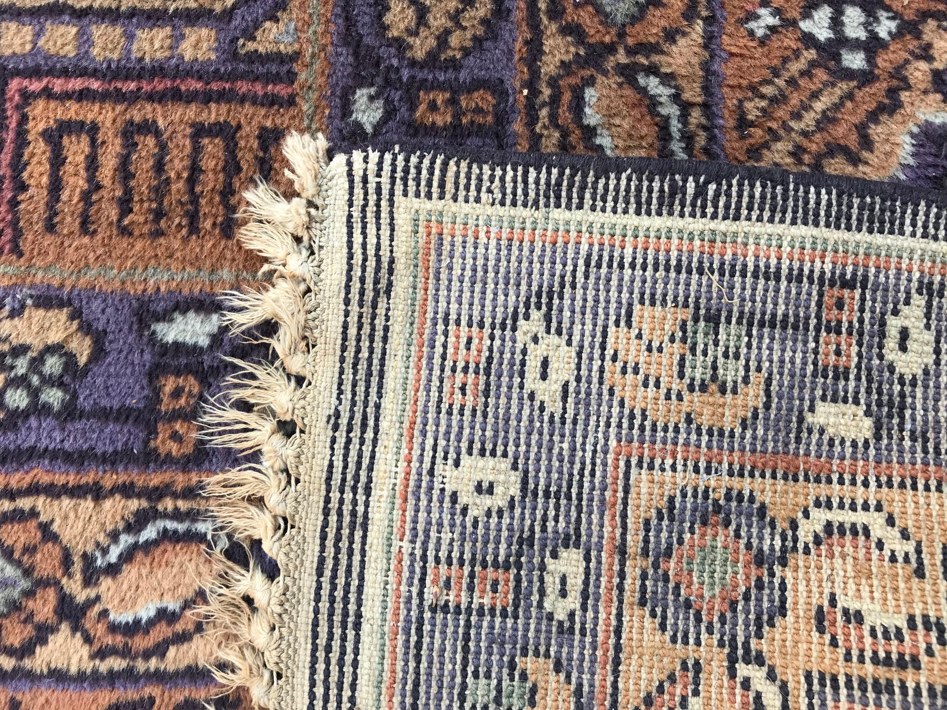 Schöner großer europäischer Vintage-Teppich im Heriz-Stil im Angebot 9