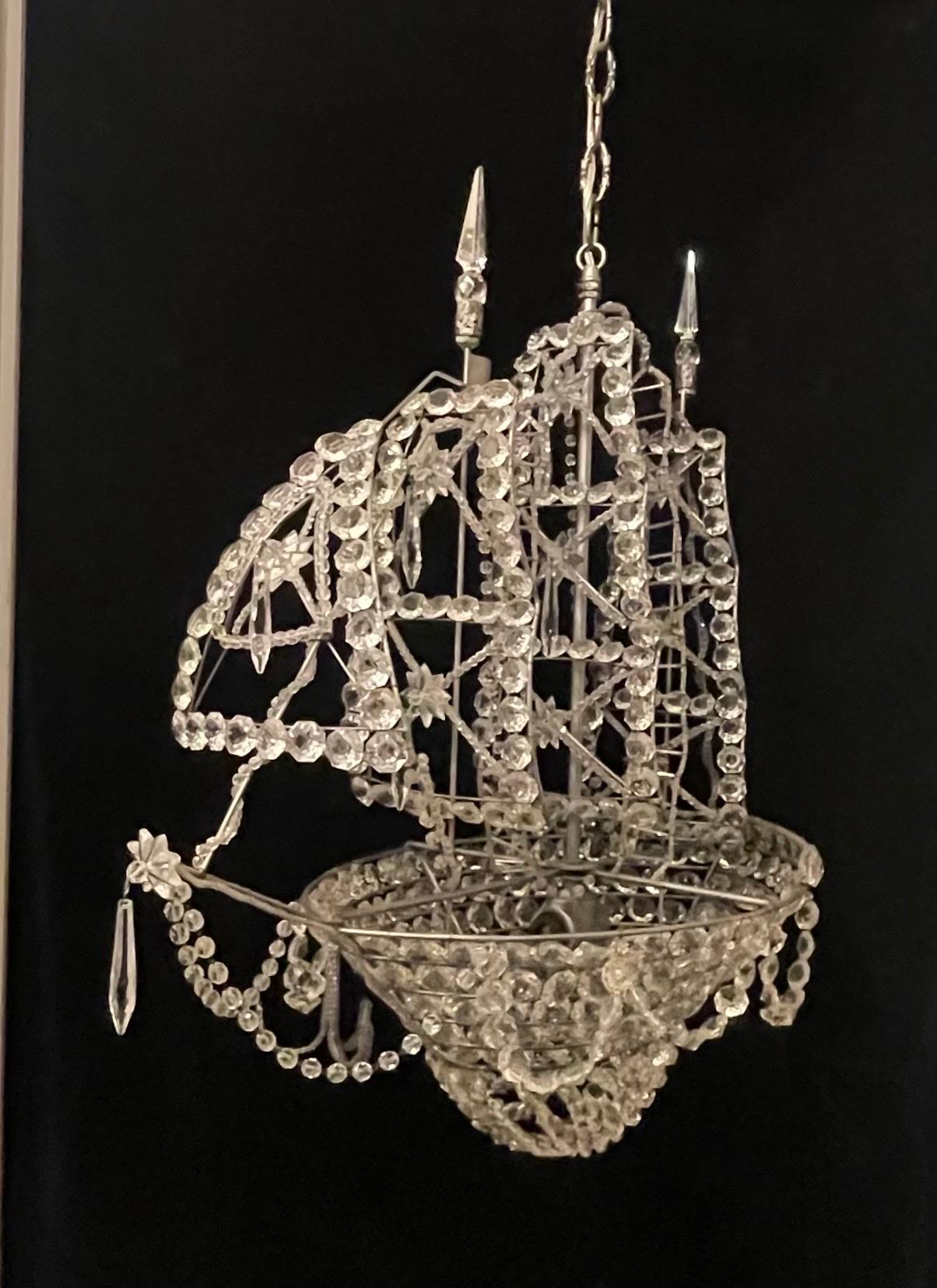 Beautiful Vintage Large Italian Crystal Beaded Gilt Boat Chandelier Ship Fixture For Sale 1