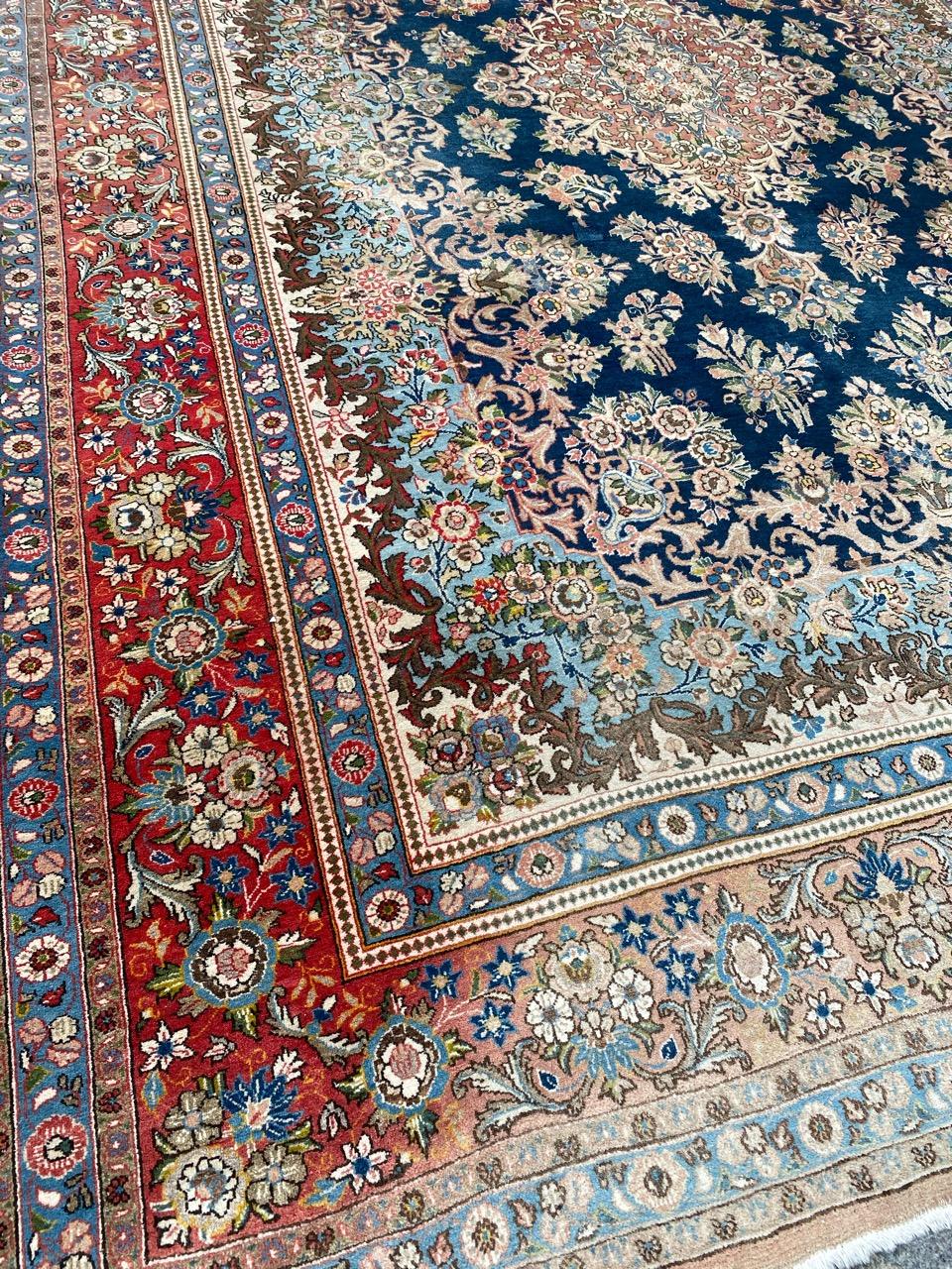 Schöner großer Qom-Teppich im Vintage-Stil im Angebot 2