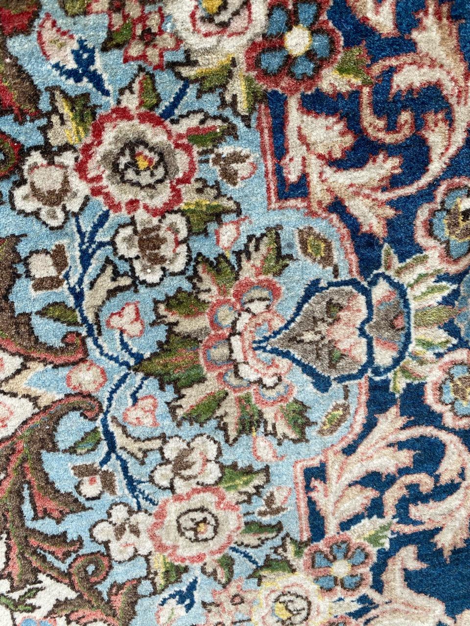 Schöner großer Qom-Teppich im Vintage-Stil im Angebot 6