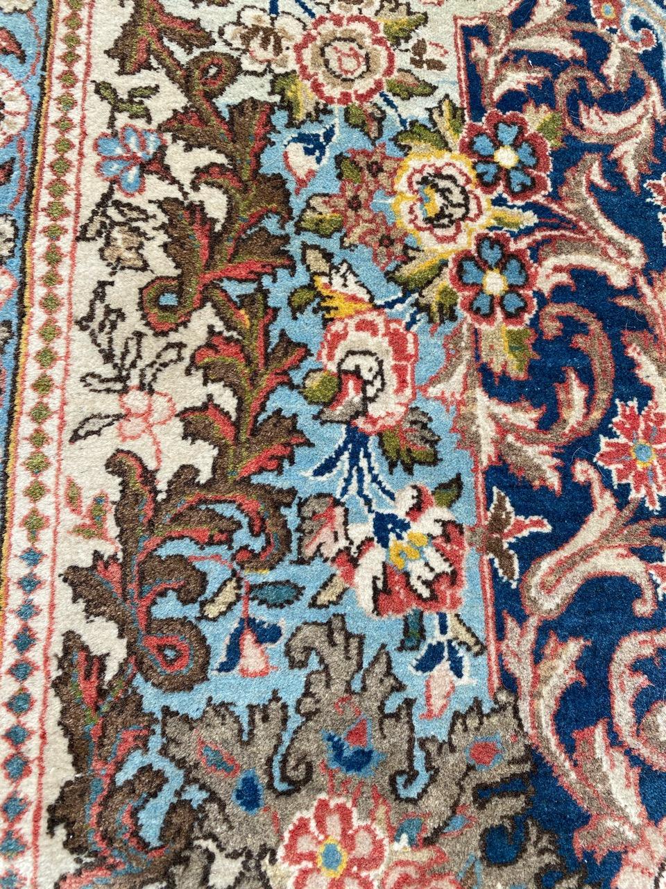 Schöner großer Qom-Teppich im Vintage-Stil im Angebot 8