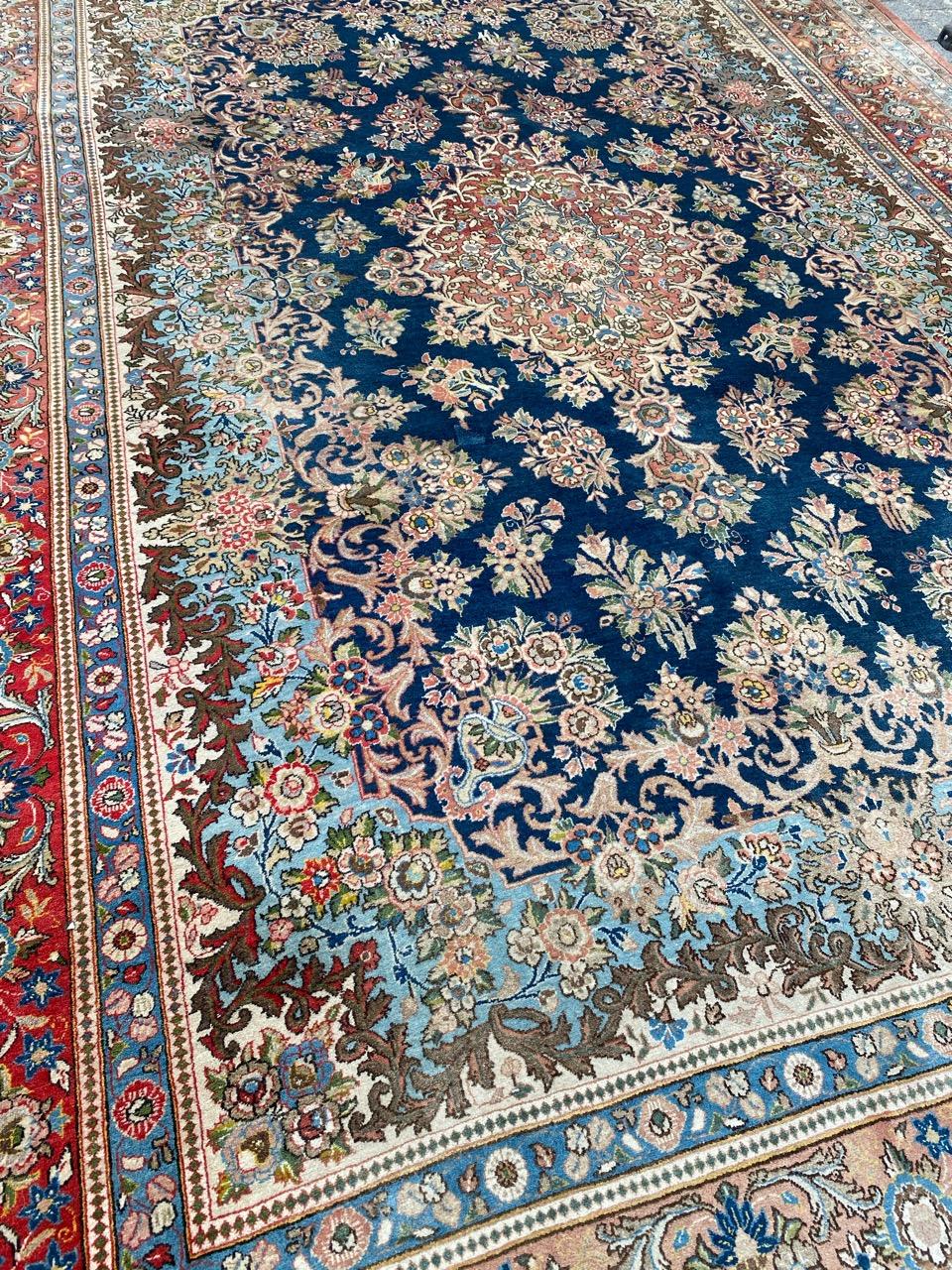 Schöner großer Qom-Teppich im Vintage-Stil (20. Jahrhundert) im Angebot