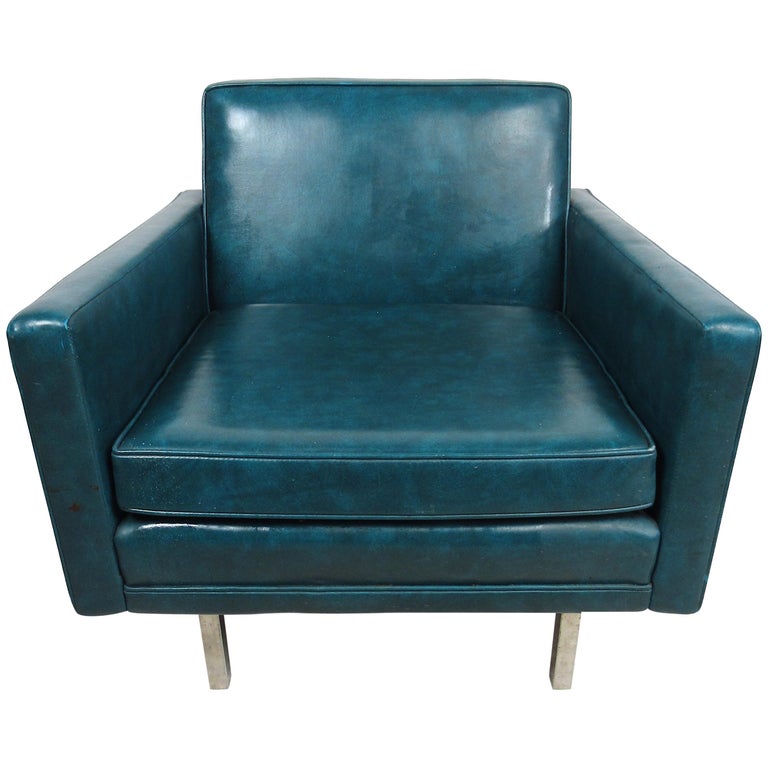 Beautiful Vintage Modern Green Vinyl Lounge Chair For Sale at 1stDibs
