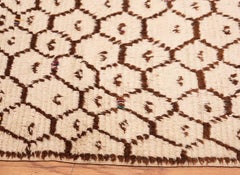 Nazmiyal Collection Vintage Moroccan Hand-Knotted Wool Rug 4 ft 9 in x 7 ft