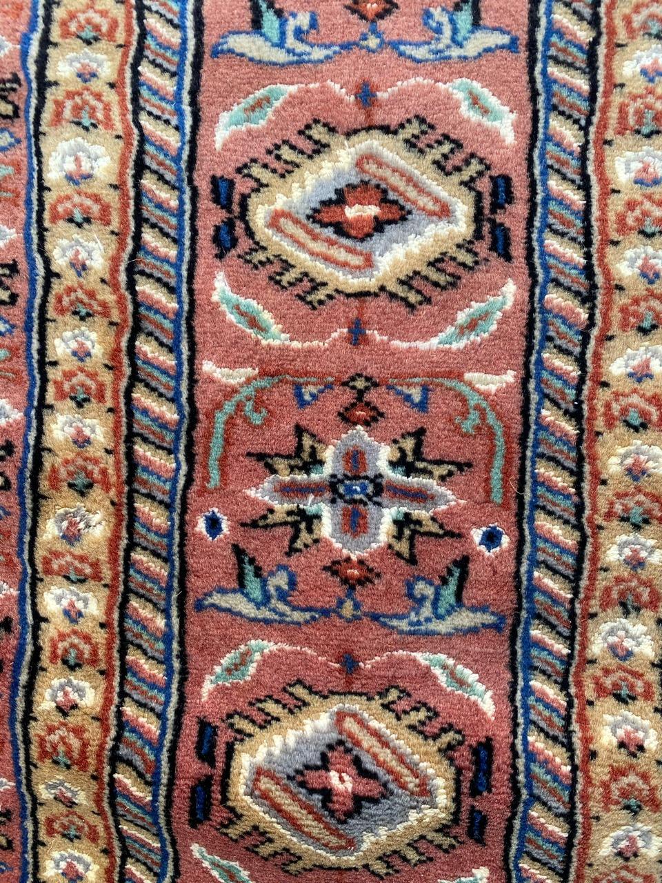 Bobyrugs schöner pakistanischer Vintage-Teppich im Angebot 7