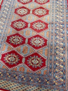 Bobyrugs schöner pakistanischer Vintage-Teppich
