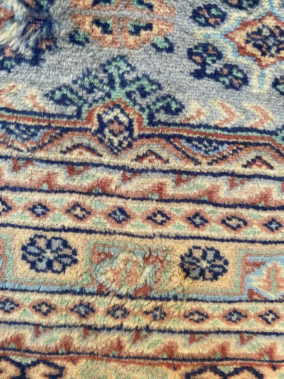 Hand-Knotted Bobyrug’s Beautiful Vintage Pakistani Rug For Sale