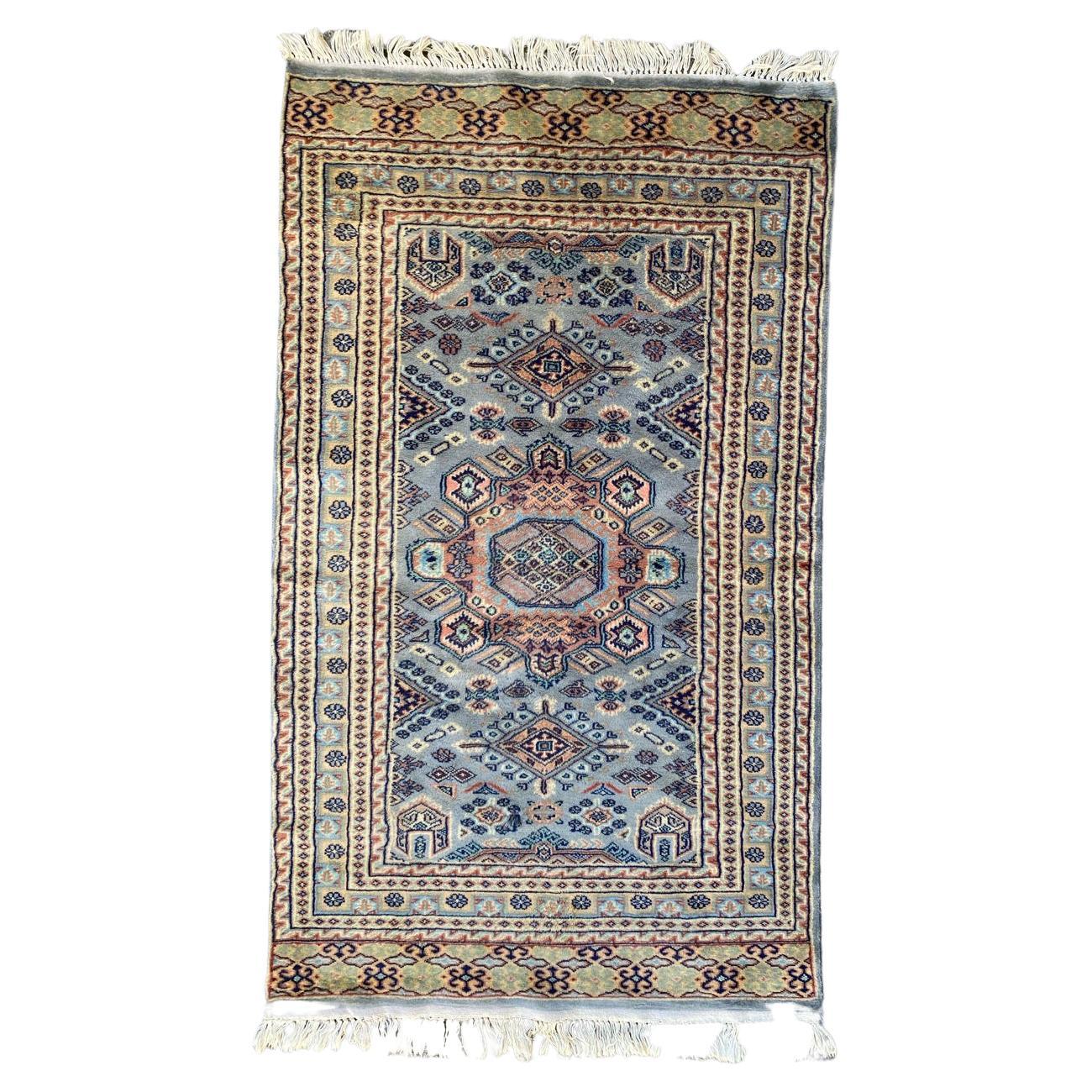 Bobyrugs schöner pakistanischer Vintage-Teppich im Angebot