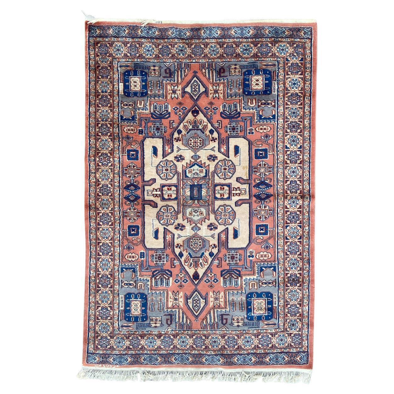 Bobyrugs schöner pakistanischer Vintage-Teppich