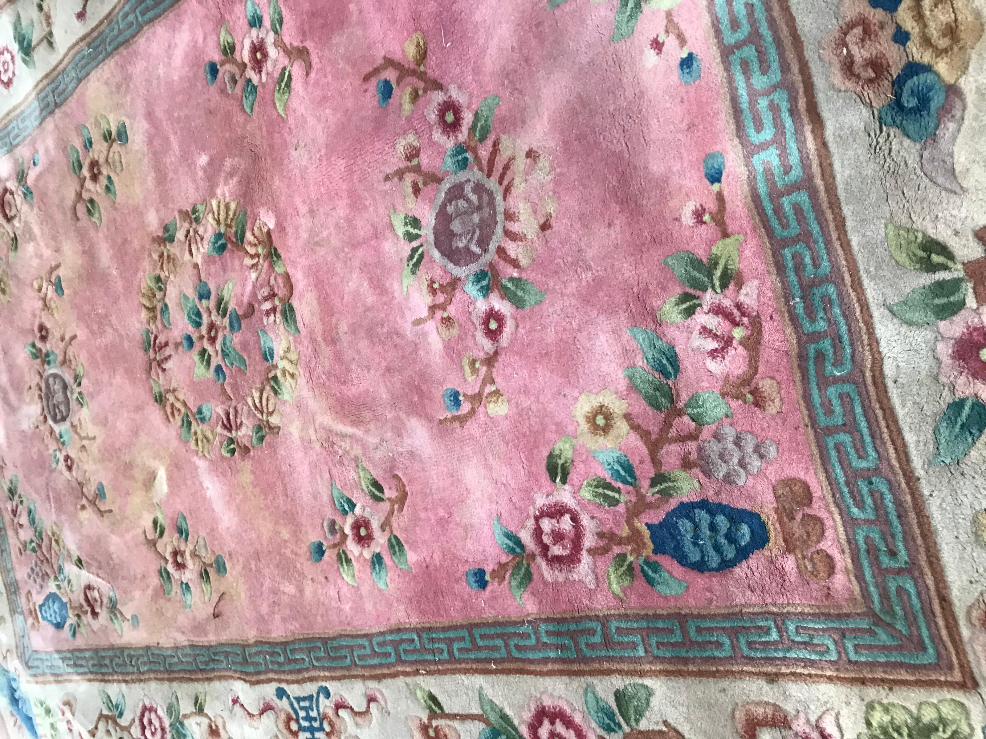 Bobyrug’s Beautiful Vintage Pink Chinese Rug In Good Condition For Sale In Saint Ouen, FR