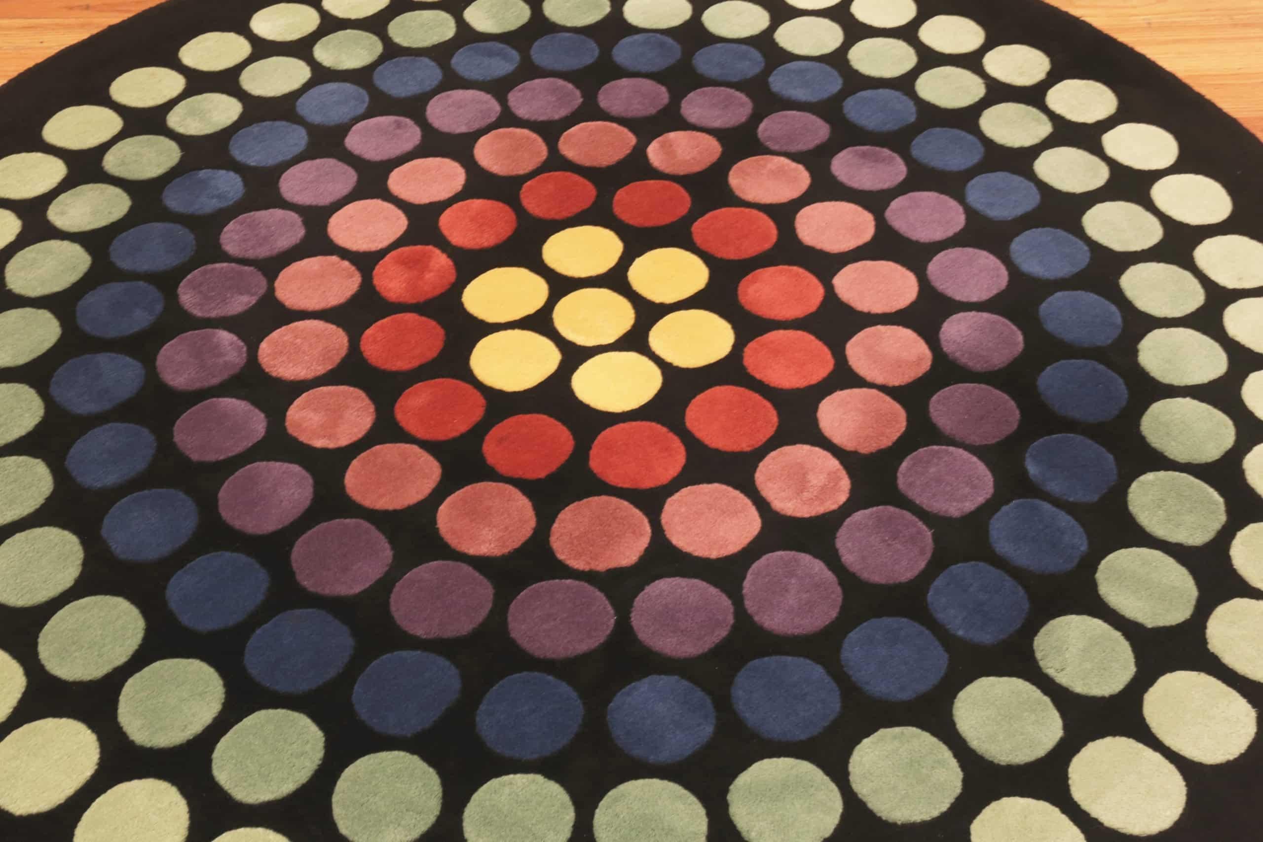 Mid-Century Modern Beautiful Vintage Round Scandinavian Verner Panton Polka Dot Rug 6'7