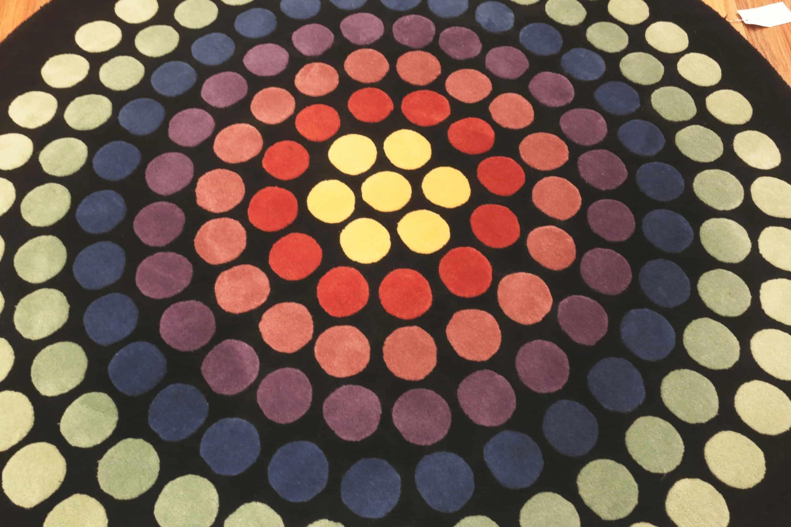 Hand-Woven Beautiful Vintage Round Scandinavian Verner Panton Polka Dot Rug 6'7