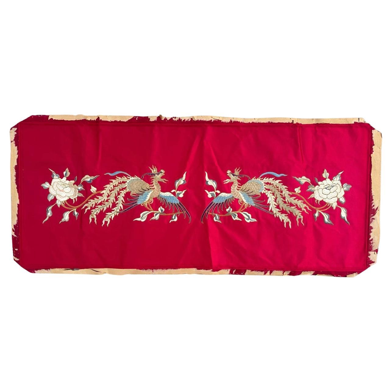Beautiful Vintage silk and metal Chinese Embroidery dragon design