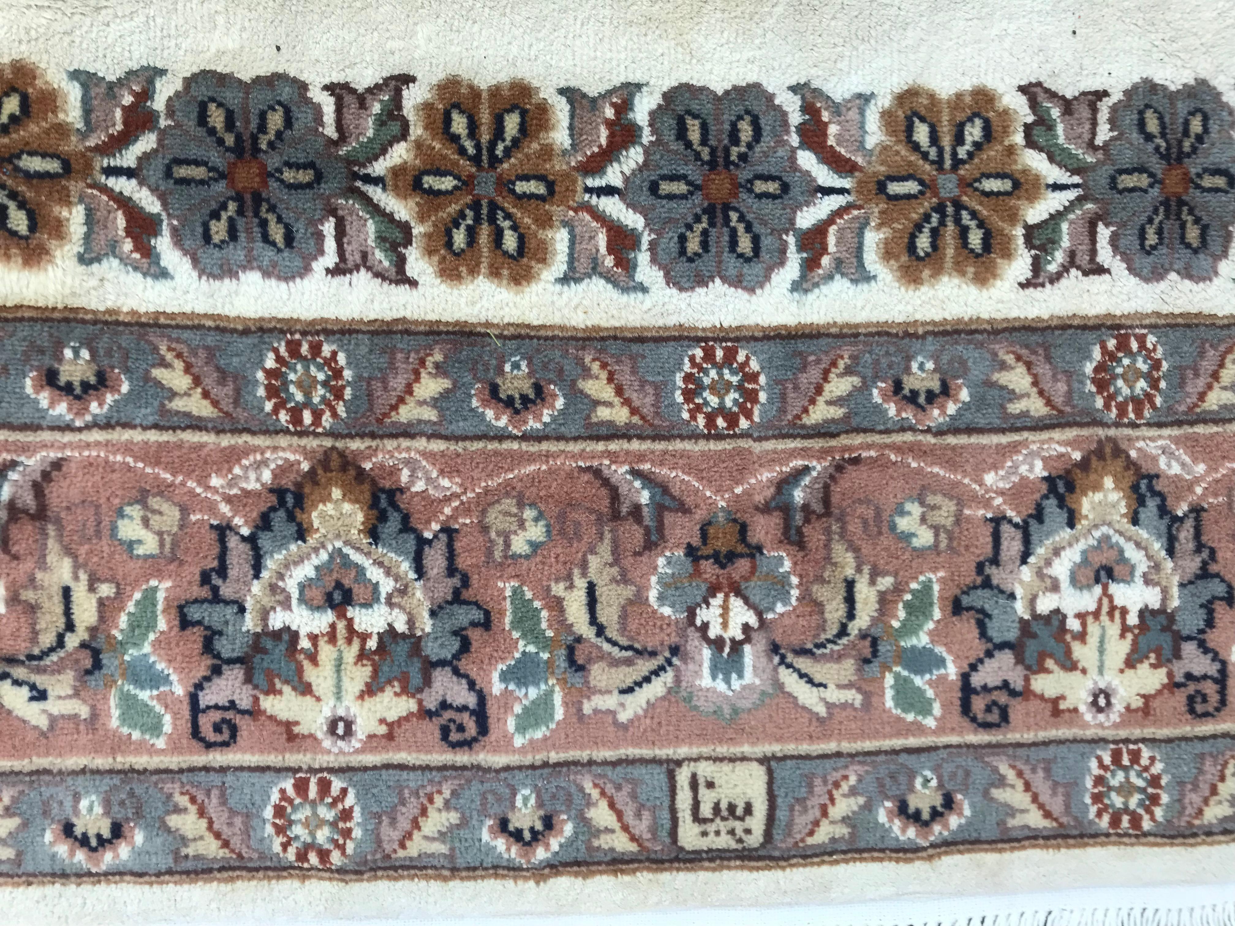 Beautiful Vintage Silk and Wool Pakistan Rug For Sale 5