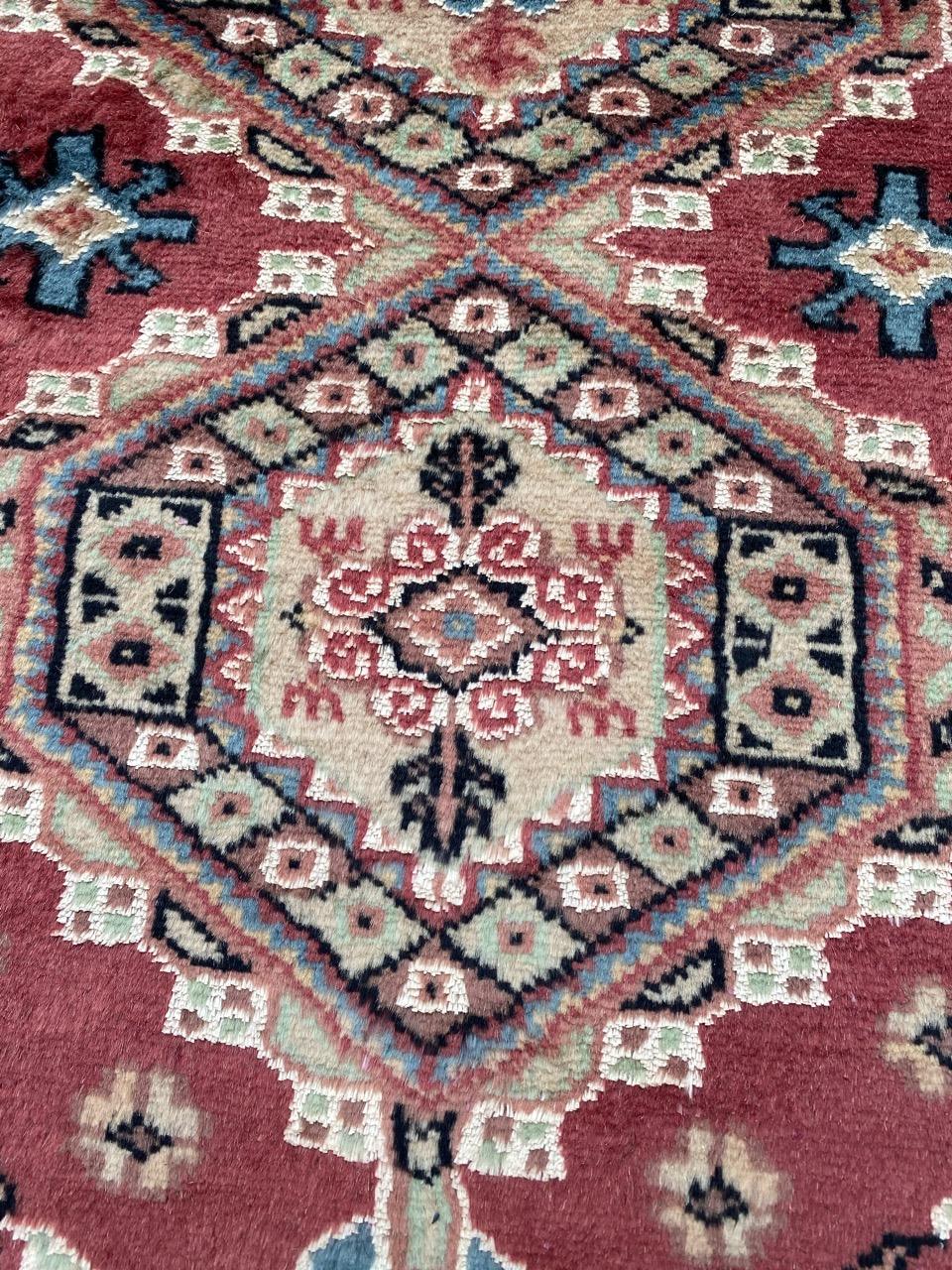 Bobyrug’s Beautiful Vintage Silk and Wool Pakistani Rug For Sale 9