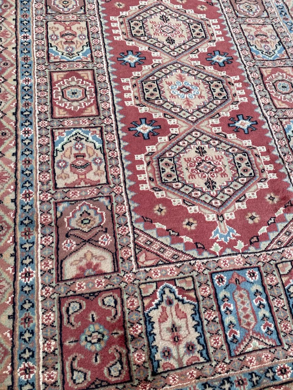 Preciosa alfombra paquistaní vintage de seda y lana Tabriz en venta