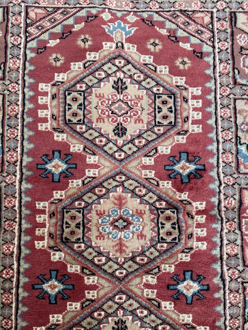 Preciosa alfombra paquistaní vintage de seda y lana Lana en venta