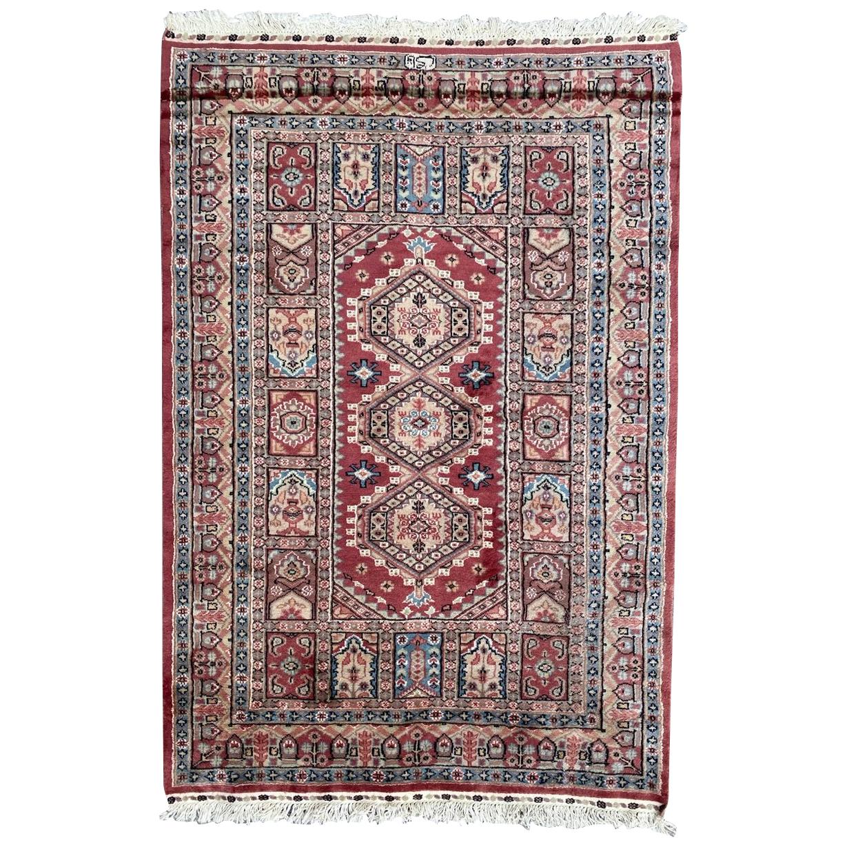 Magnifique tapis pakistanais vintage en soie et laine