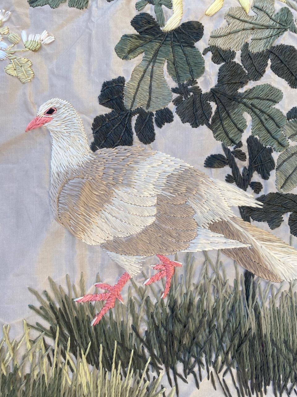Bobyrug's Beautiful Vintage Silk Chinese Embroidery im Angebot 5