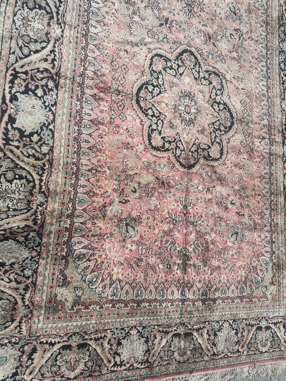 Very beautiful vintage silk Kashmir rug with nice design with a nice central medallion, stylized flowers, and the garden, very decorative! and nice colour with pink background, yellow, green, light blue, white and black, entirely and finely hand