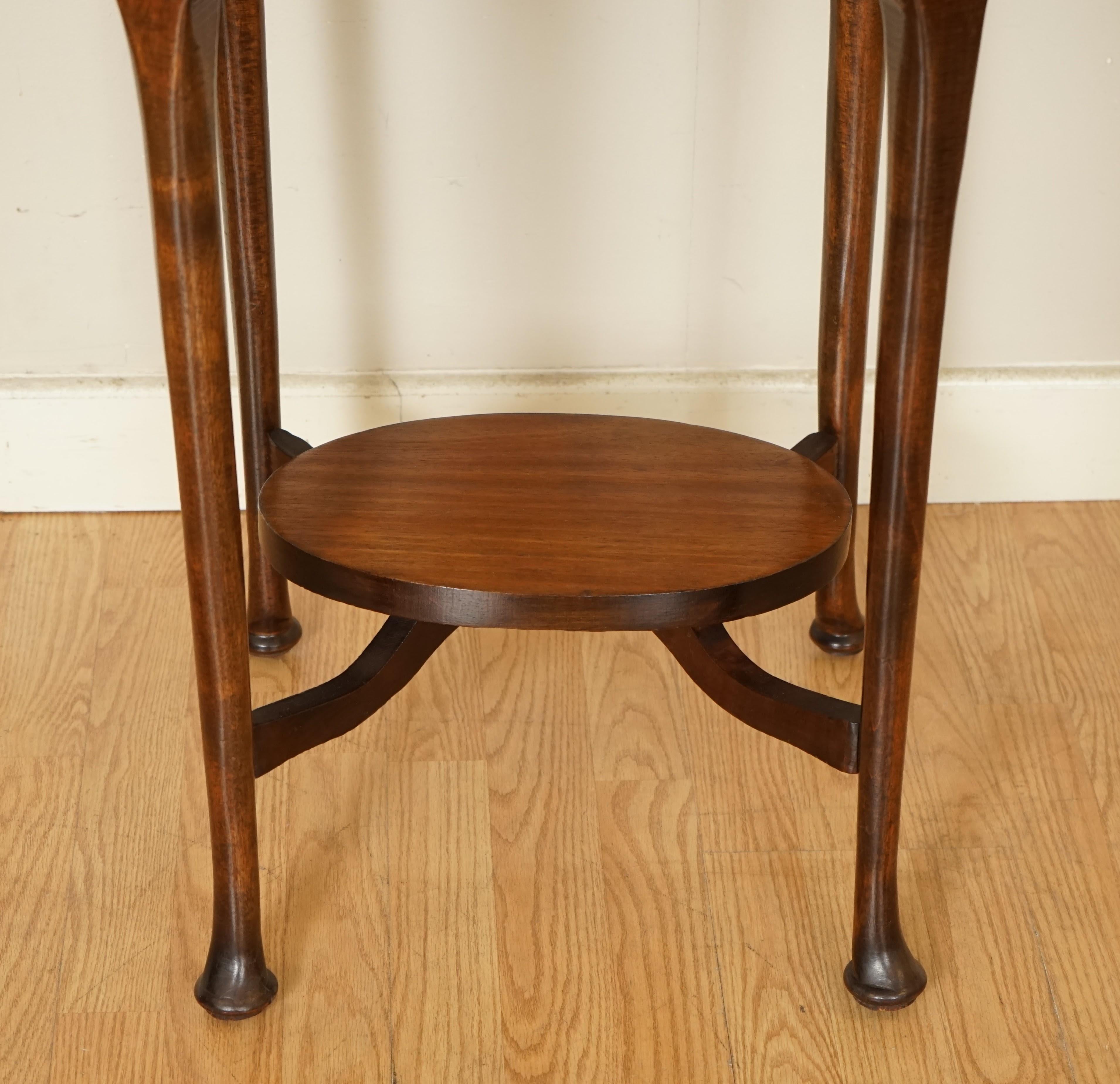 20th Century Beautiful Vintage Solid Side End Table Plant Stand Occasional Table For Sale