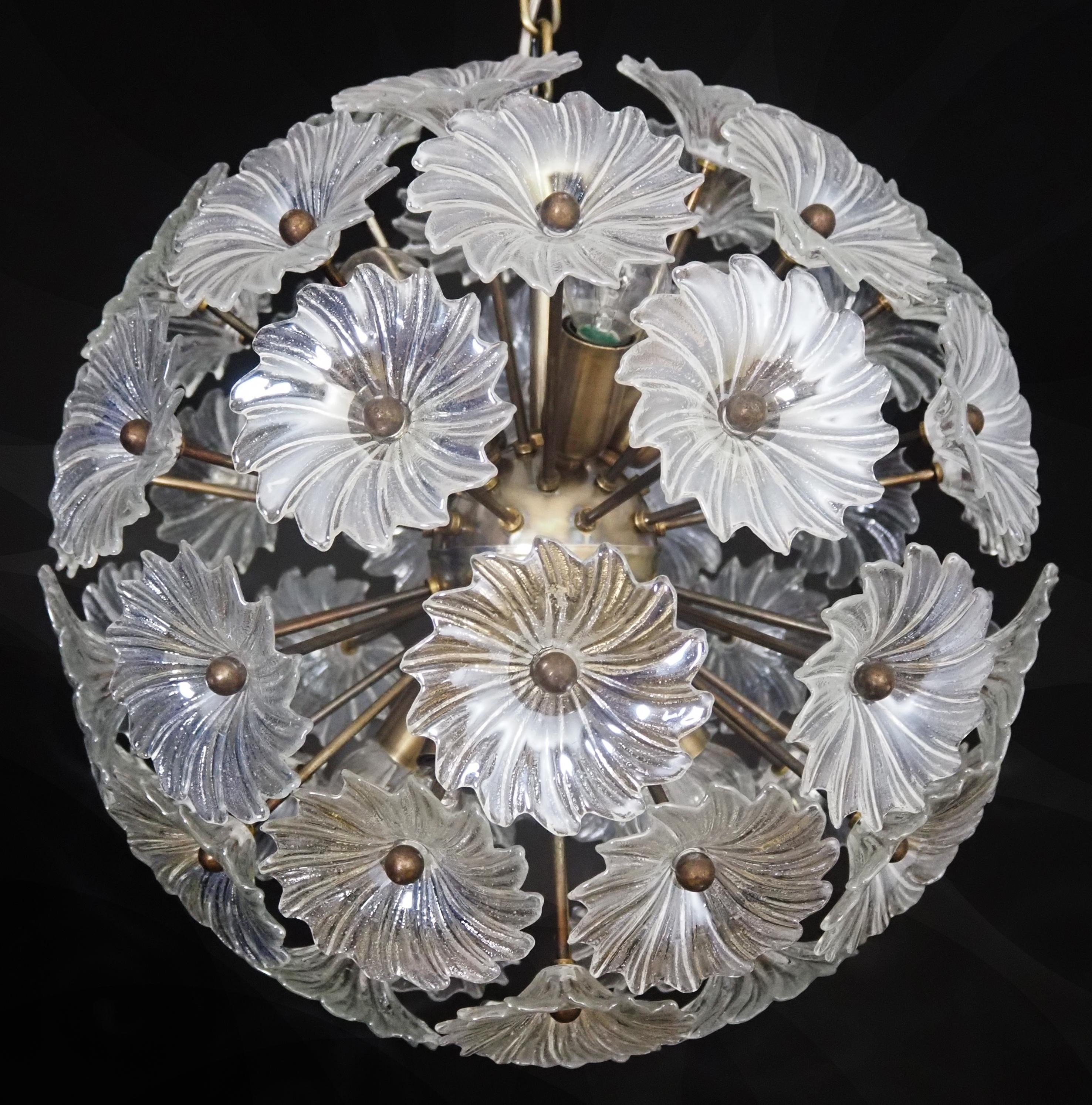 Mid-Century Sputnik Italian chandelier In Good Condition For Sale In Budapest, HU