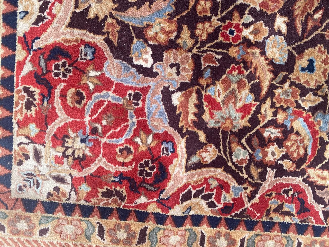 Schöner transylvanianischer Vintage-Teppich im Angebot 4