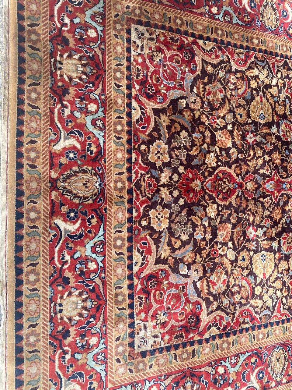 Pretty Transylvanian rug with nice floral Persian design and beautiful colors, entirely hand knotted with wool velvet on cotton foundation.