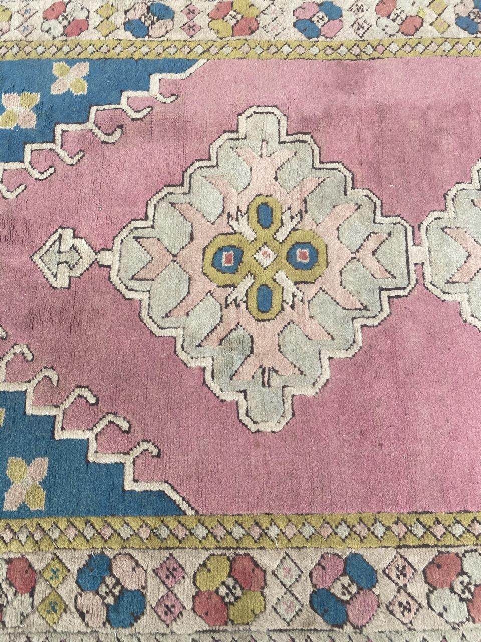 Bobyrugs schöner türkischer Kars-Teppich im Vintage-Stil im Angebot 1