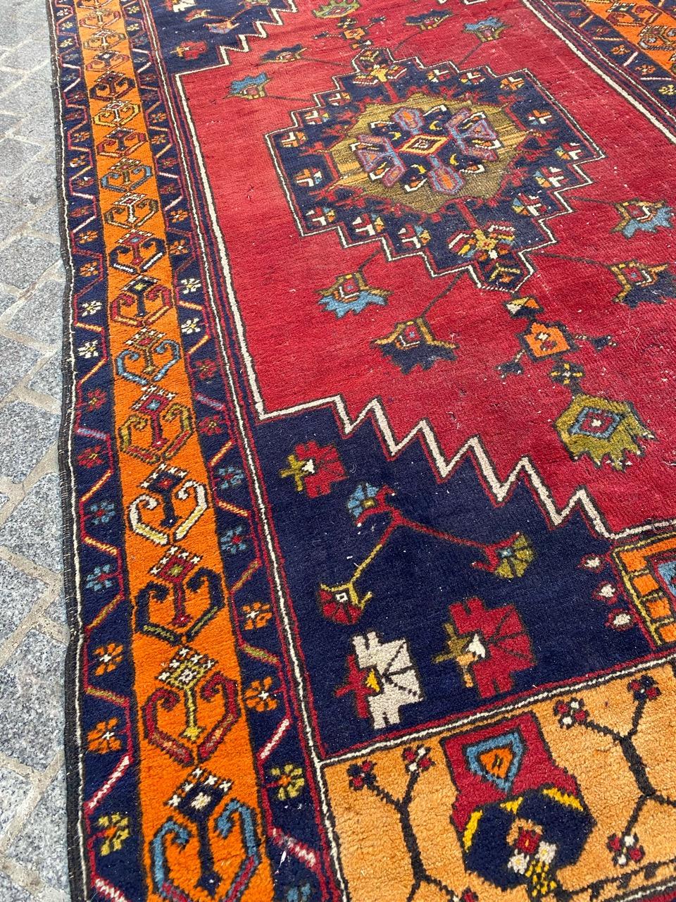 Bobyrugs schöner türkischer Vintage-Teppich im Angebot 8