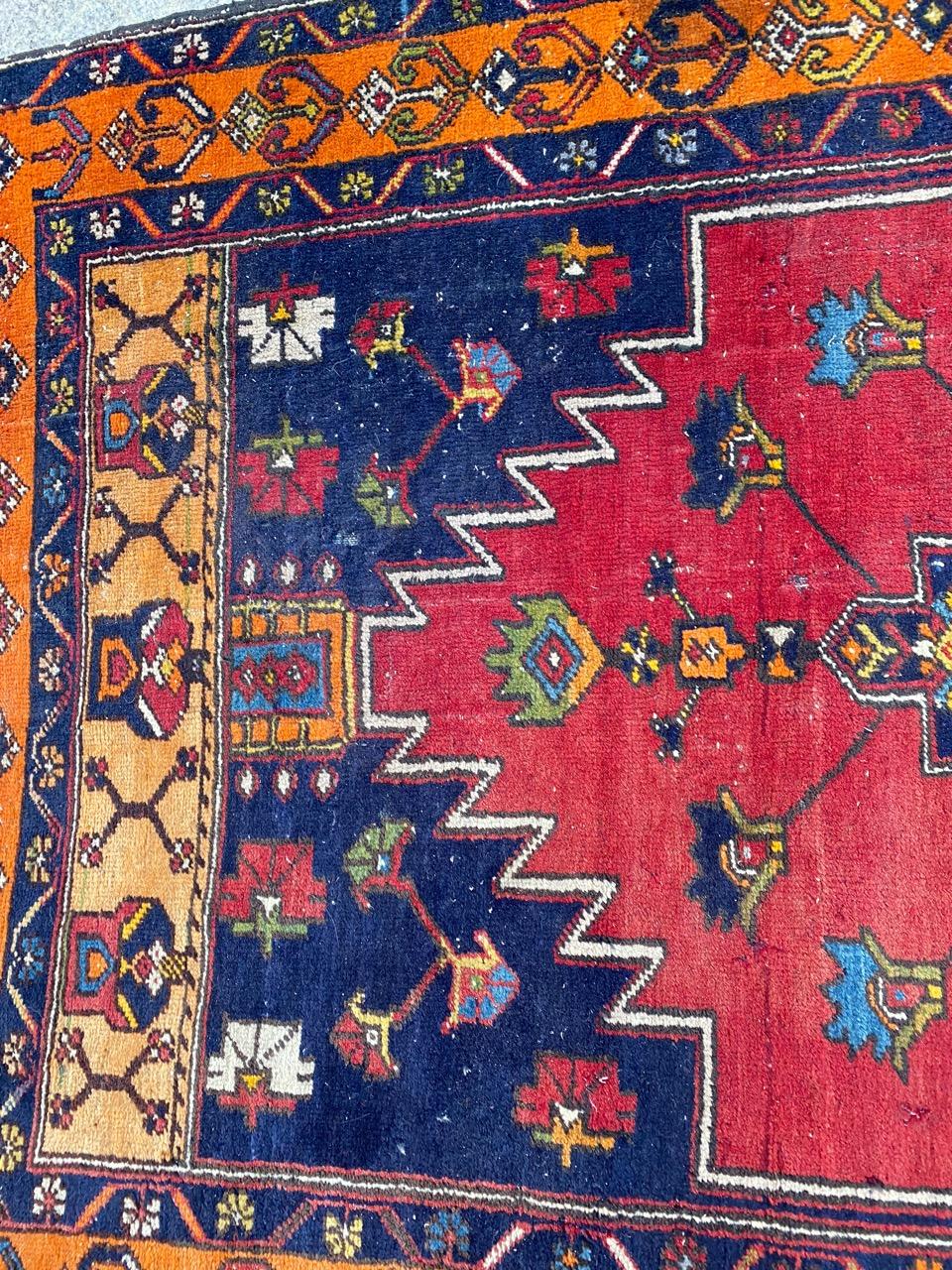 Bobyrugs schöner türkischer Vintage-Teppich (Wolle) im Angebot
