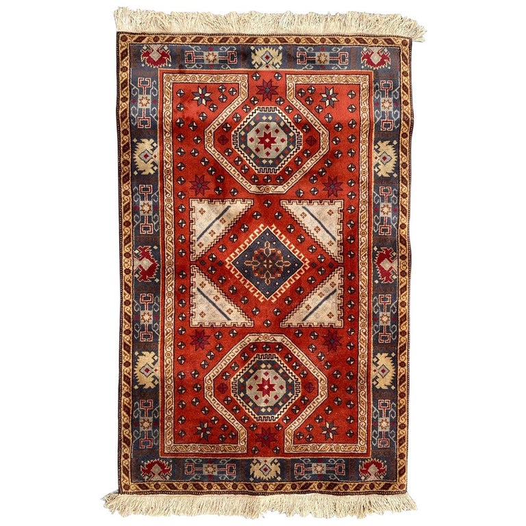 Beautiful Vintage Turkish Rug For Sale at 1stDibs