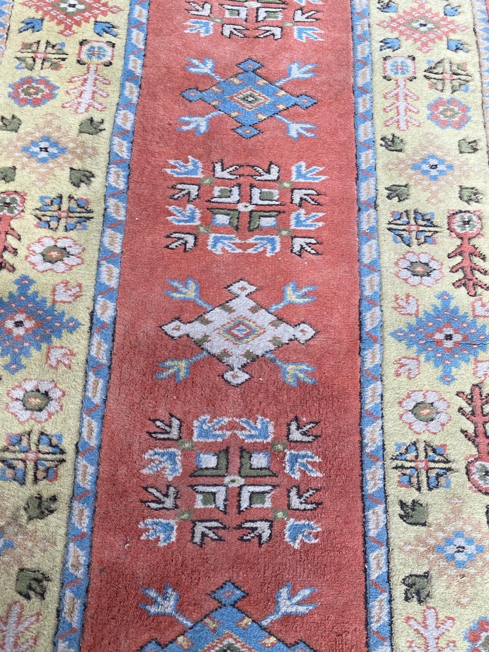 Schöner türkischer Vintage-Läufer (Türkisch) im Angebot