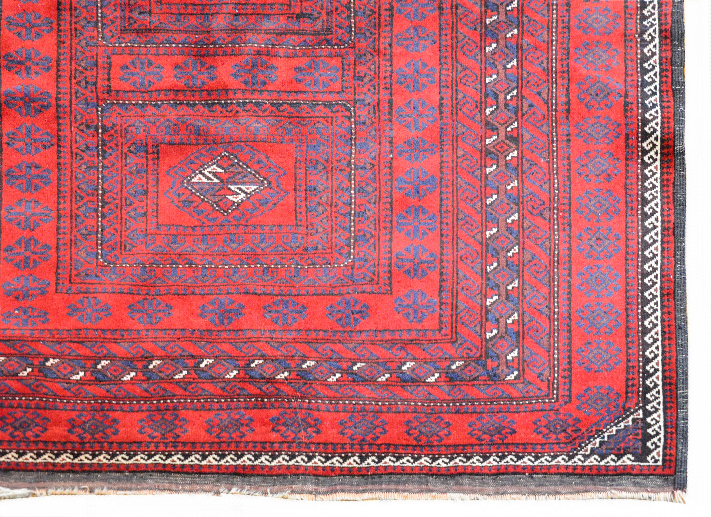 20th Century Beautiful Vintage Turkmen Rug For Sale