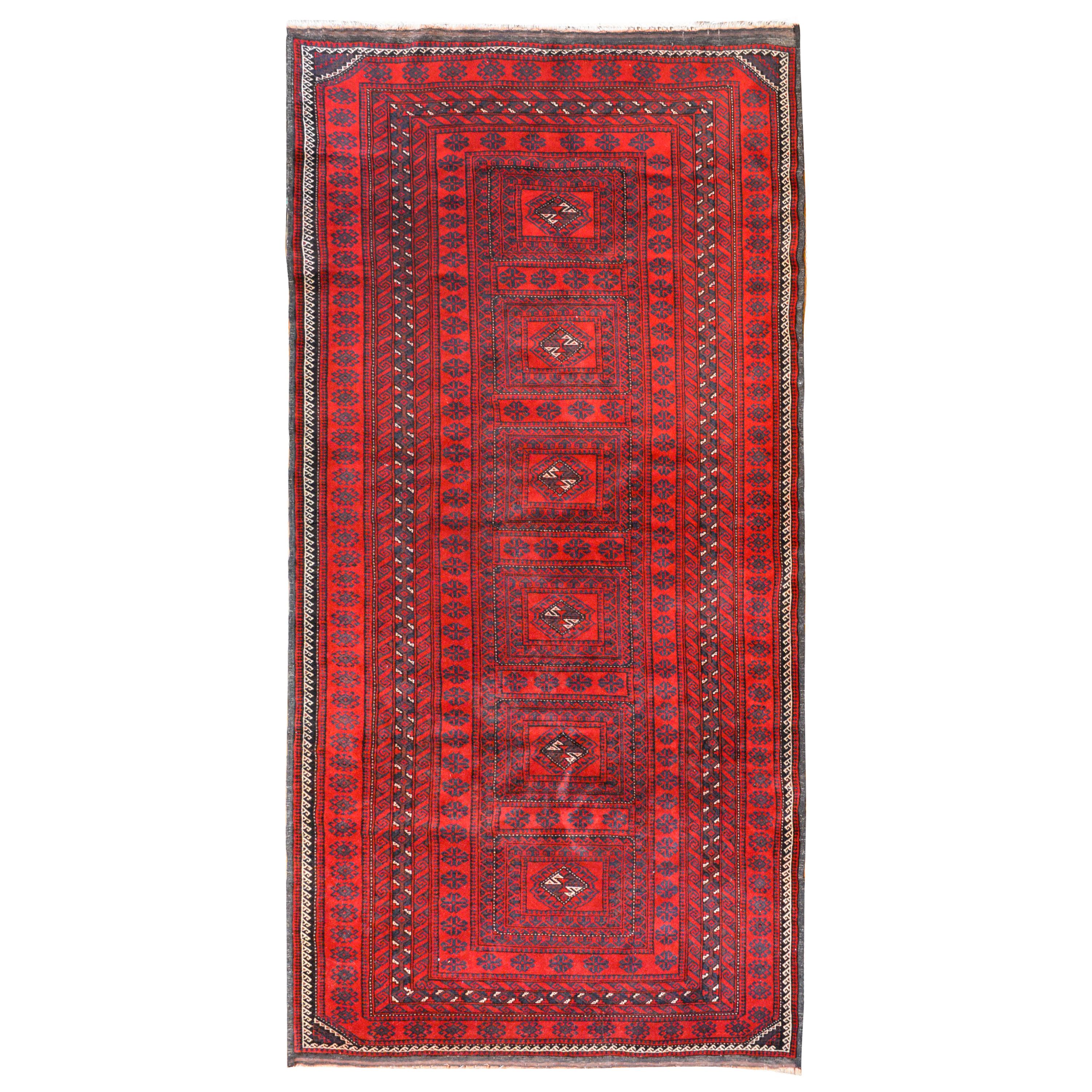 Beautiful Vintage Turkmen Rug For Sale