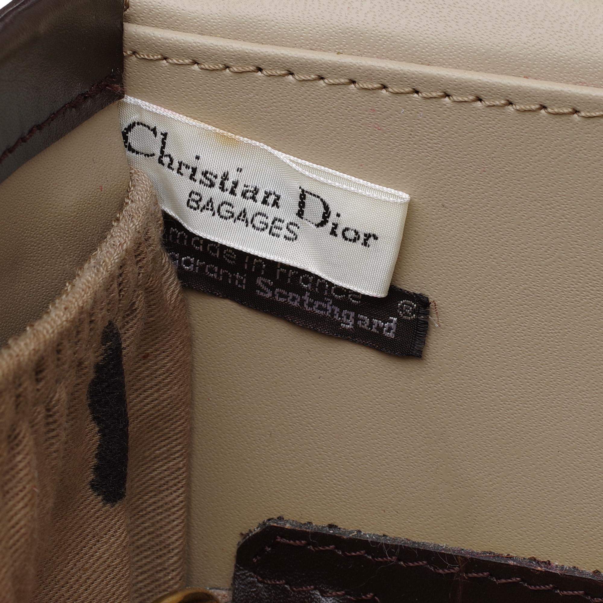 Brown Beautiful Vintage Vanity Case Christian Dior in brown Canvas and leather 