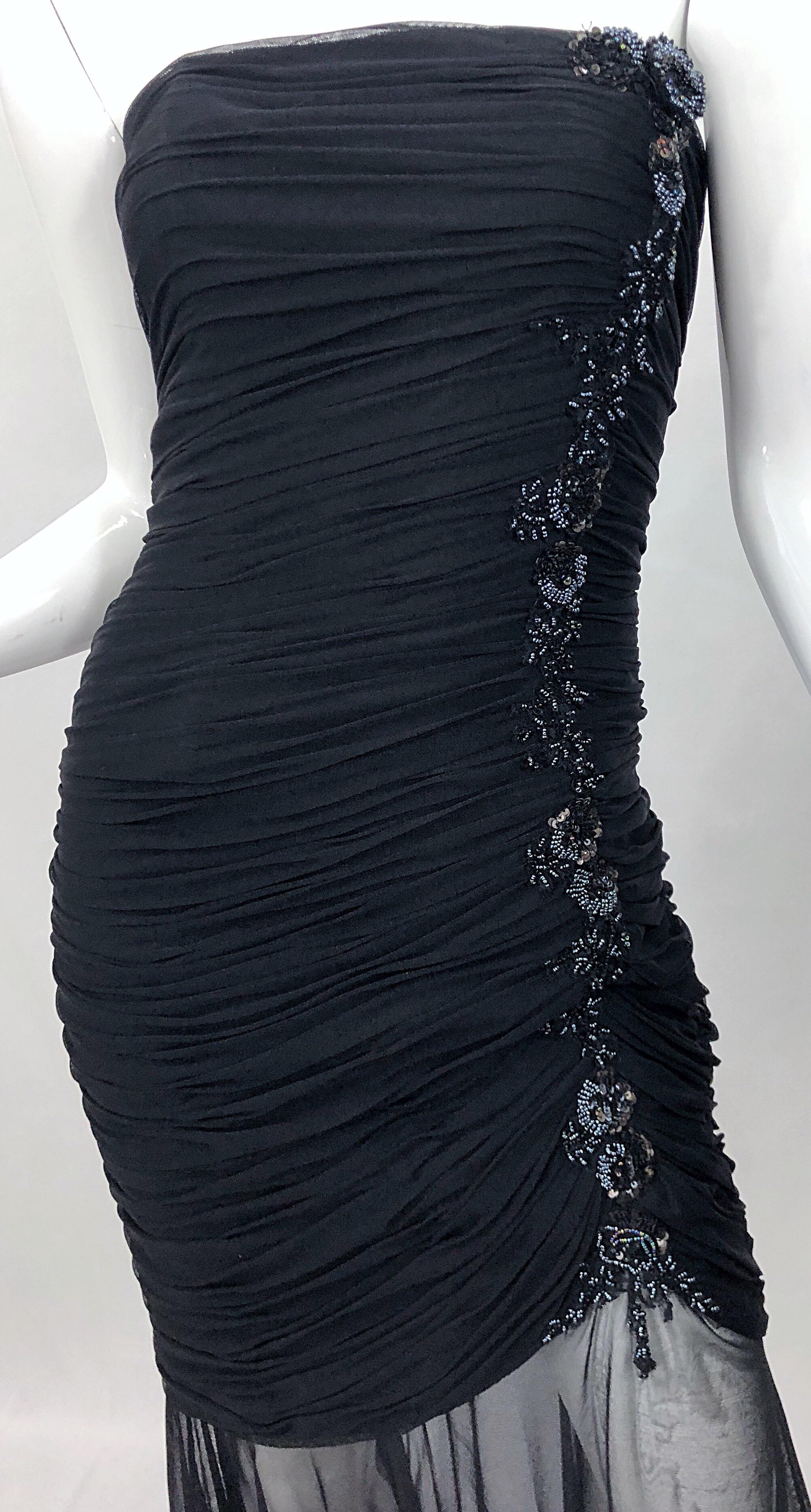 Beautiful Vintage Vicky Tiel Couture Black Strapless Hi - Lo Sequin Sheer Gown In Excellent Condition For Sale In San Diego, CA
