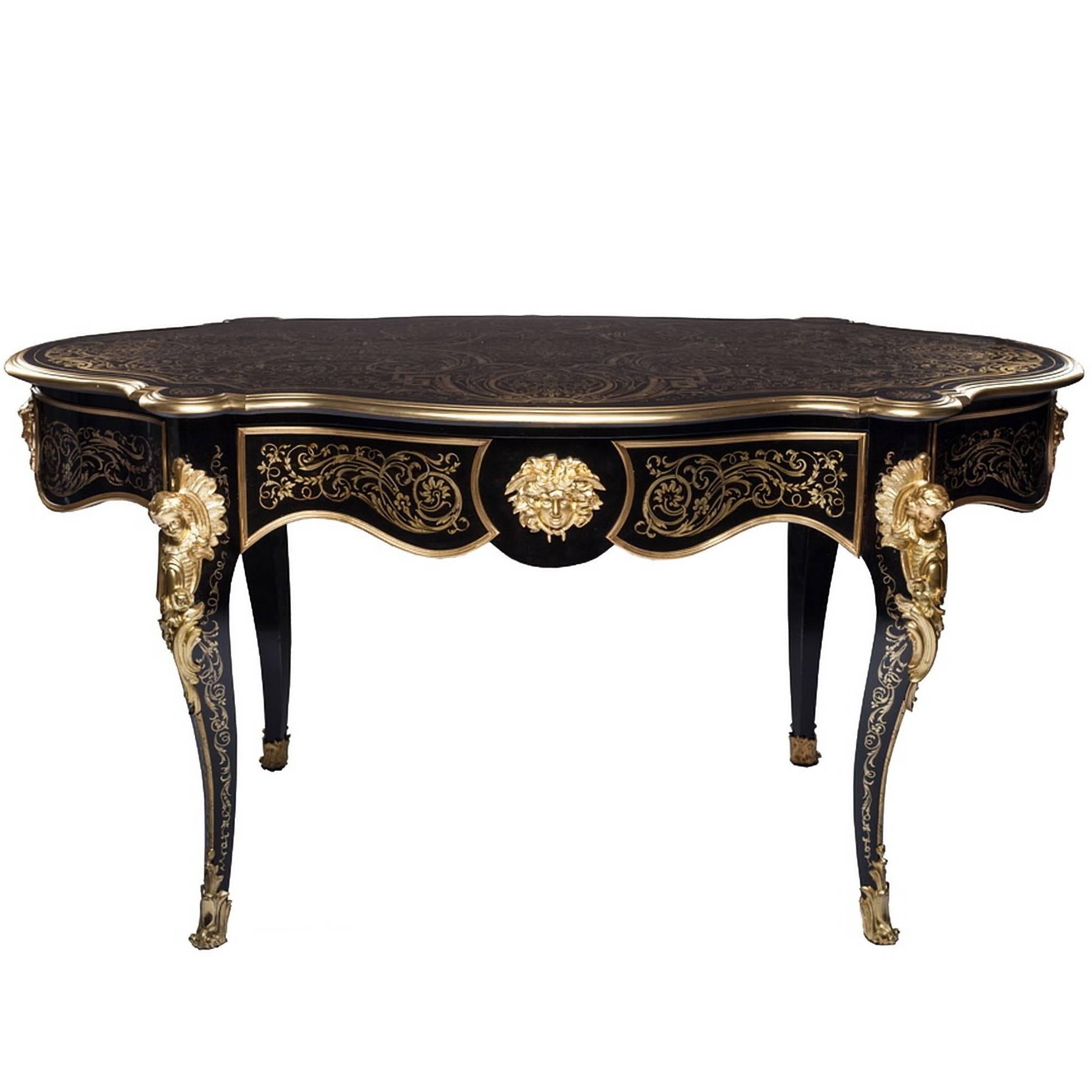 Beautiful Violin Shaped Table with Refined Boulle Marquetry on Black Veneer For Sale