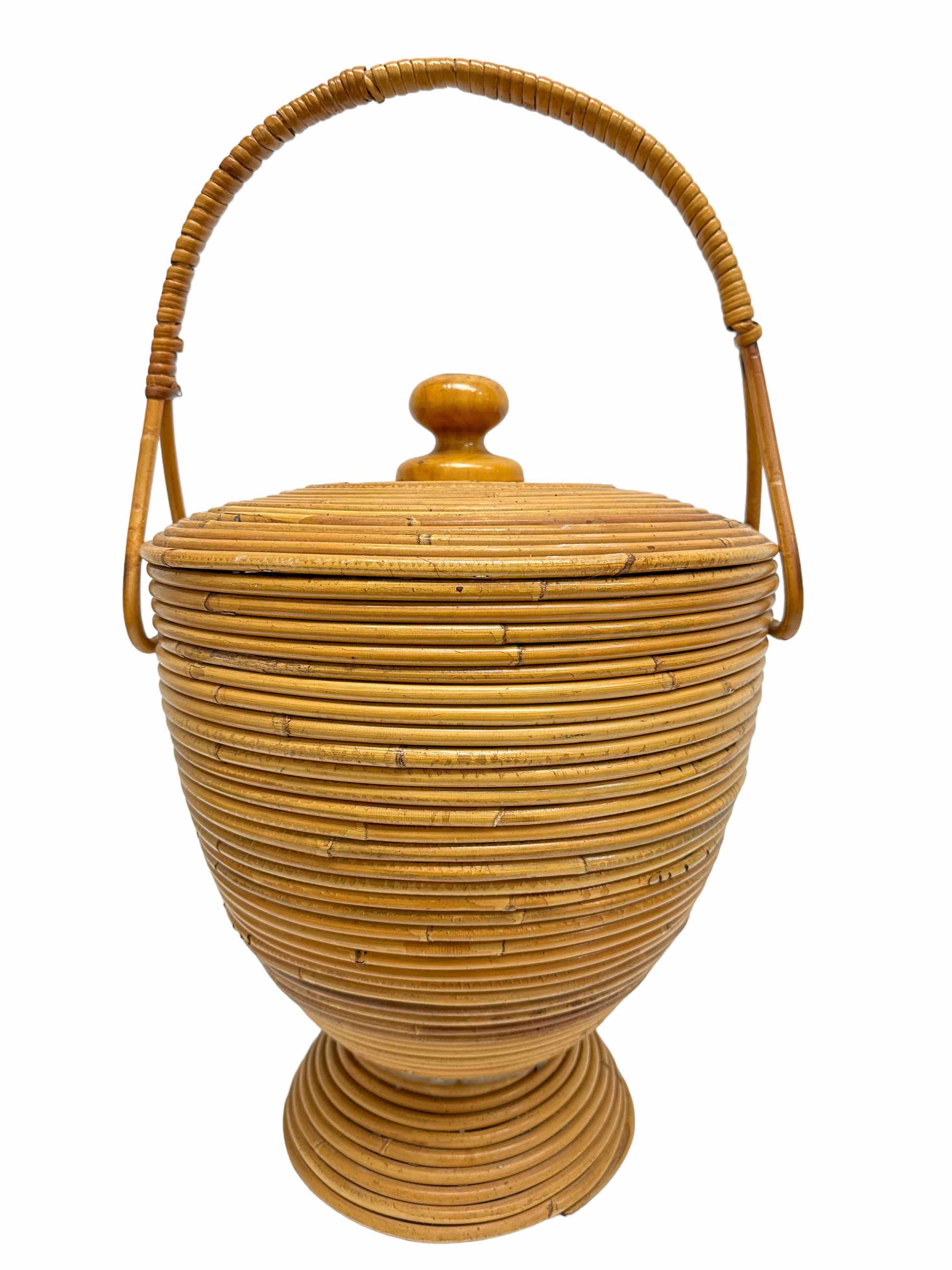 Beautiful Vivai del Sud Bamboo Rattan Decorative Basket Catchall, 1970s, Italy For Sale 4