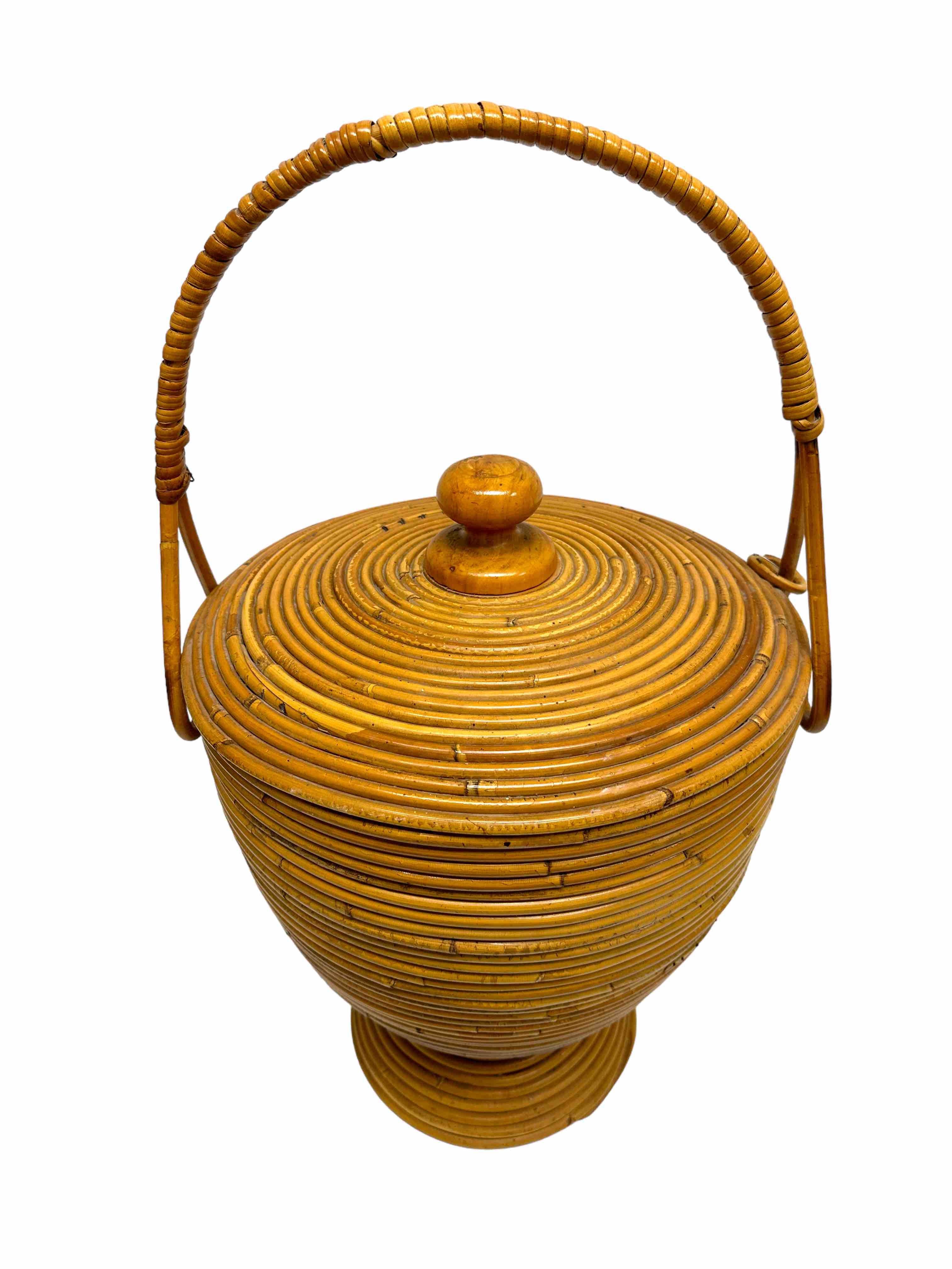 Beautiful Vivai del Sud Bamboo Rattan Decorative Basket Catchall, 1970s, Italy For Sale 5