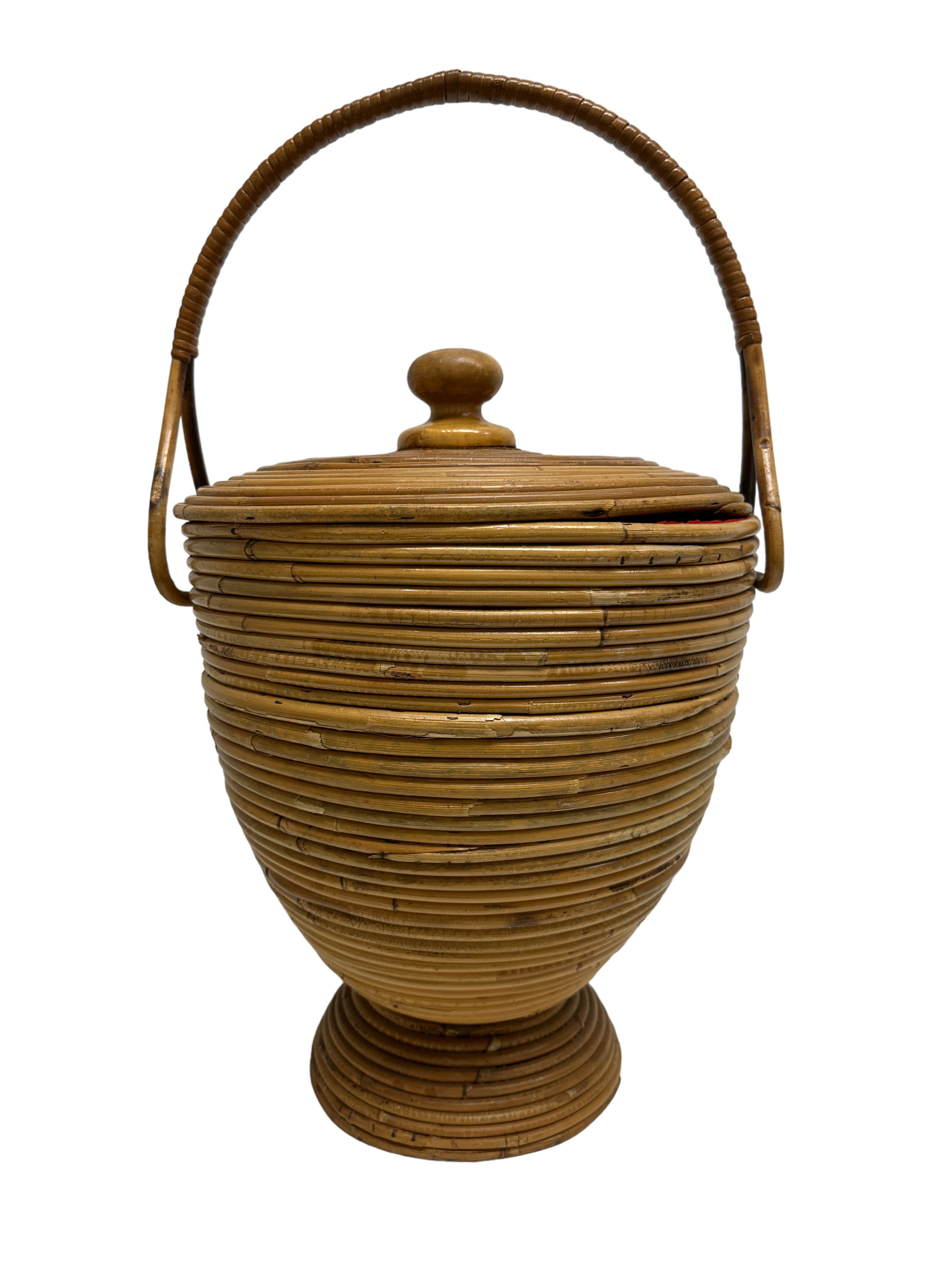 Precioso cesto decorativo de ratán de bambú de Vivai del Sud, años 70, Italia Moderno de mediados de siglo en venta