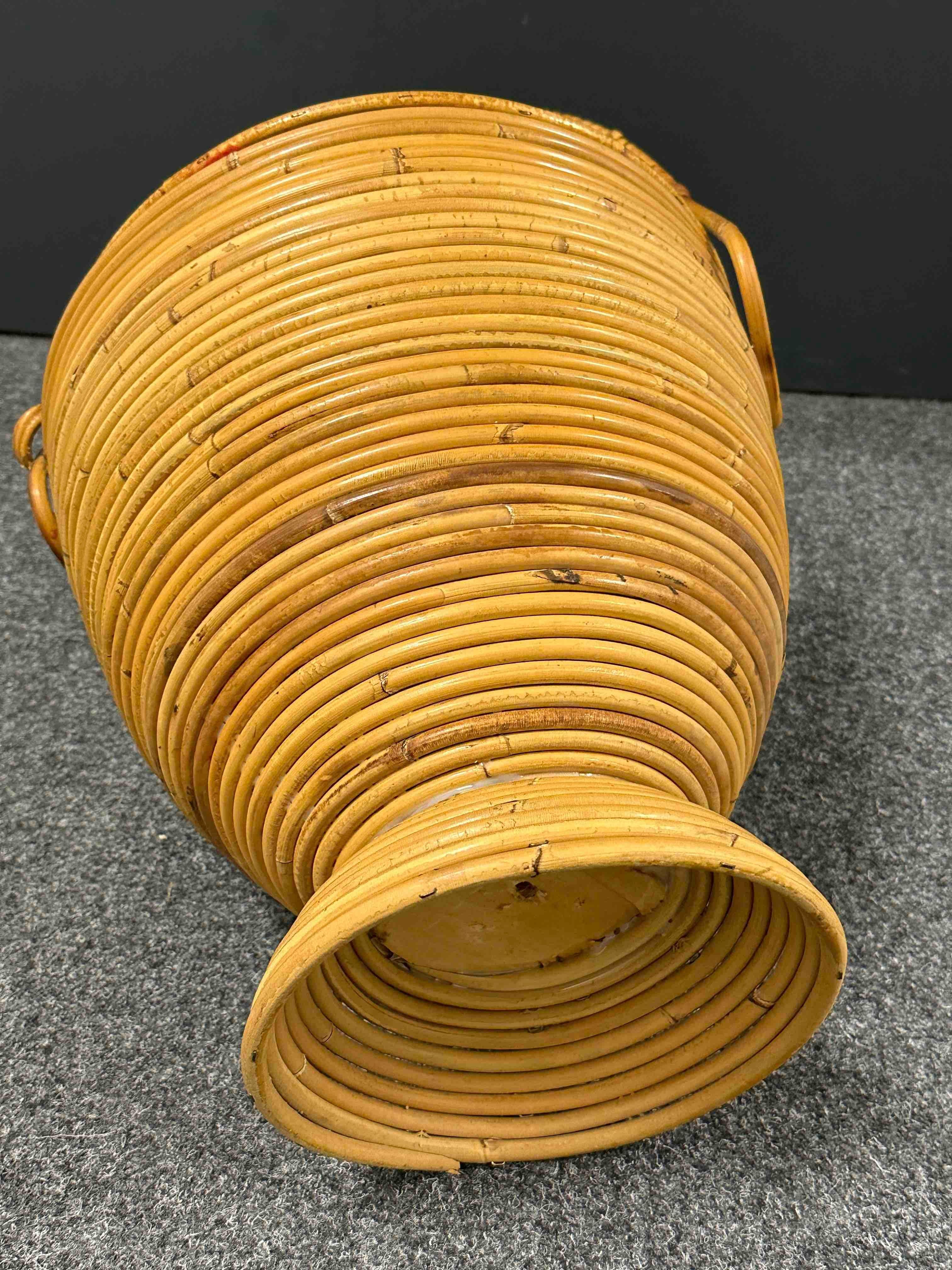 Beautiful Vivai del Sud Bamboo Rattan Decorative Basket Catchall, 1970s, Italy For Sale 2