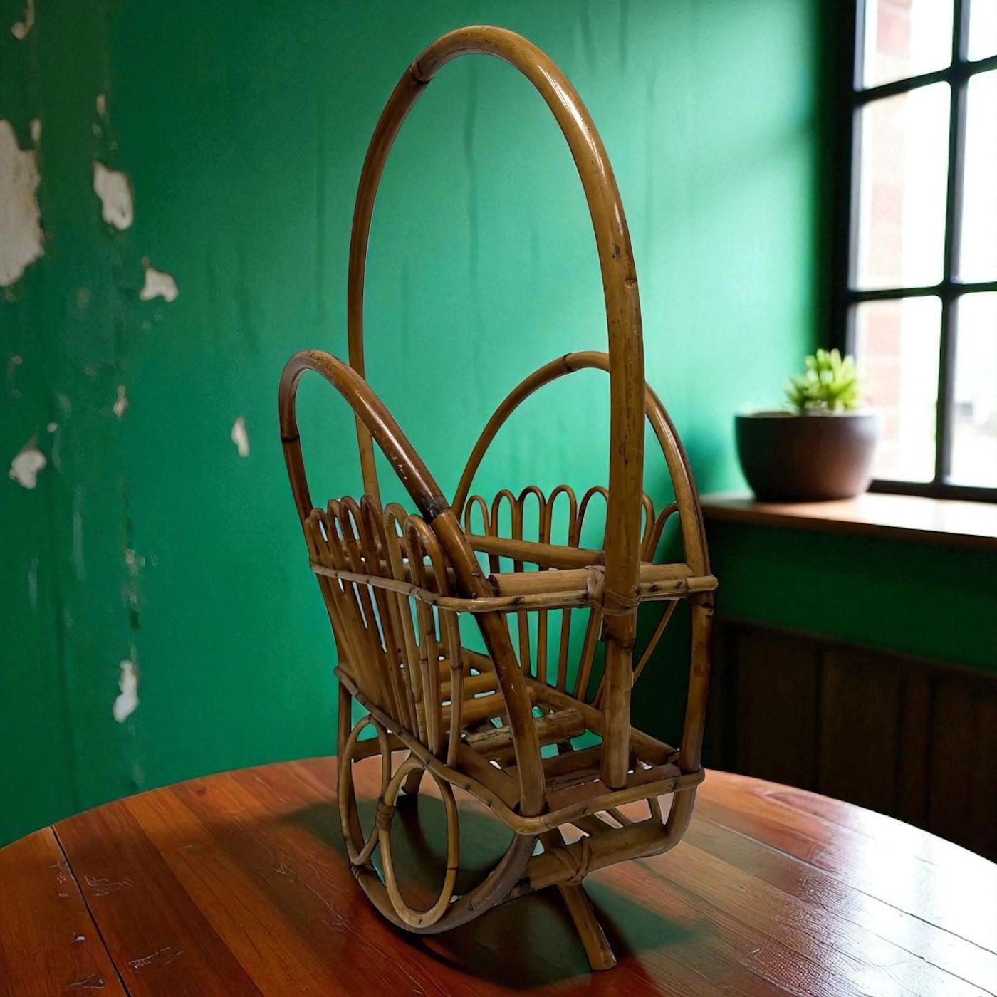 Beautiful Vivai del Sud Bamboo Wicker Magazine Rack Stand, 1970s, Italy For Sale 5