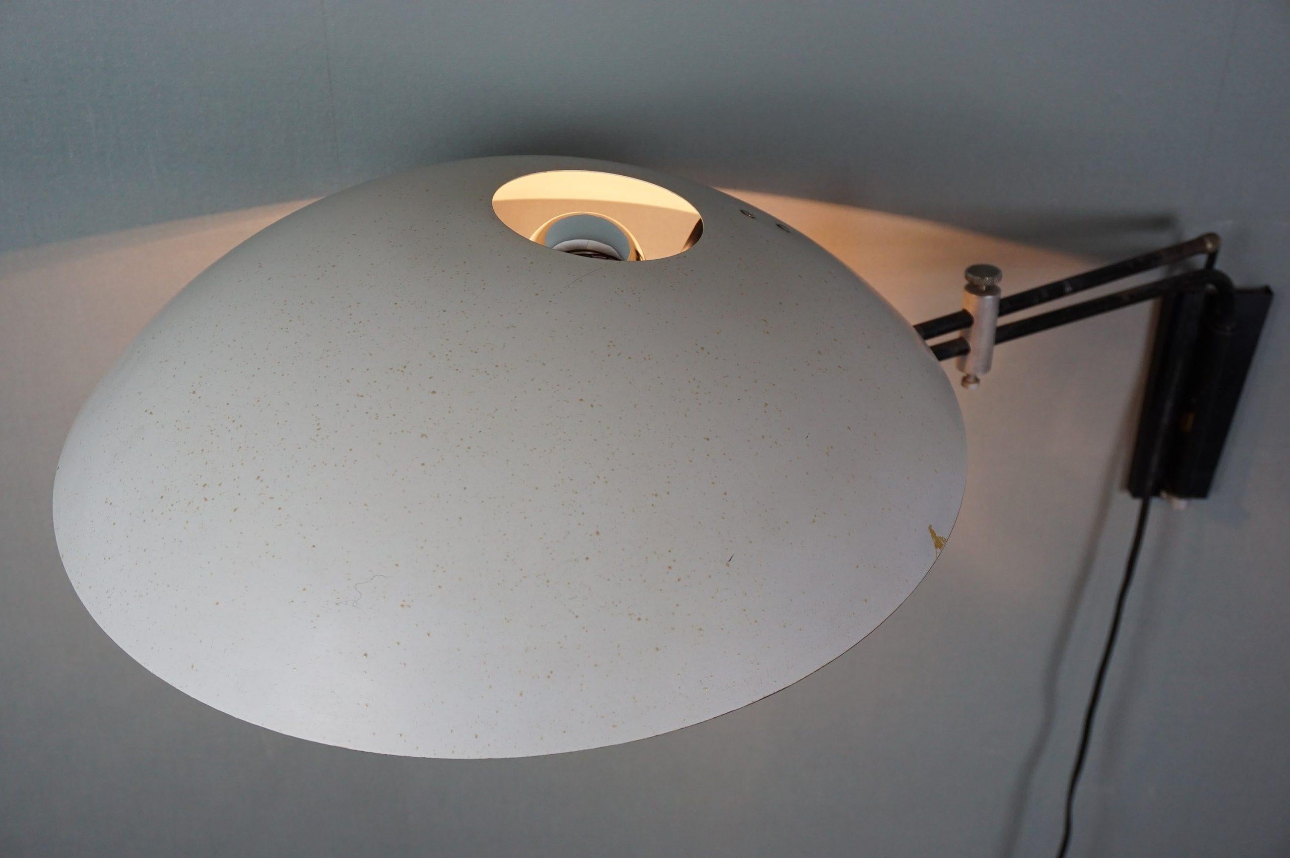 Beautiful wall lamp, Louis Kalff for Philips, NX23 For Sale 1